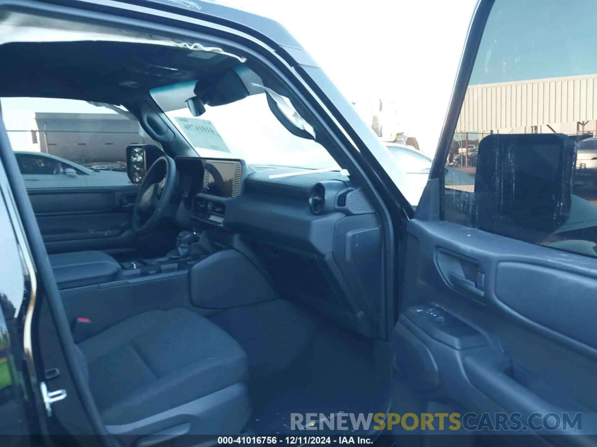 5 fotografías del automóvil dañado JTEABFAJ8RK007266 TOYOTA LAND CRUISER 2024