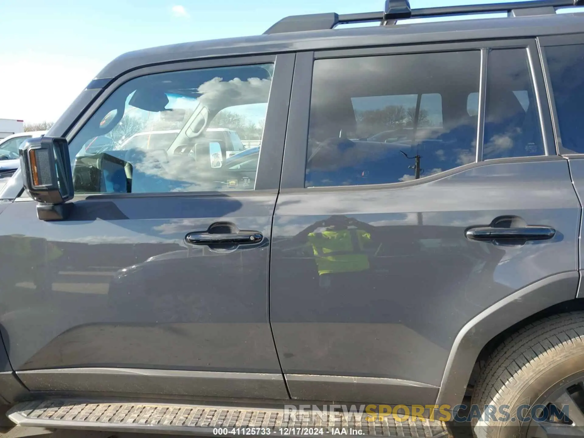 15 fotografías del automóvil dañado JTEABFAJ9R5002236 TOYOTA LAND CRUISER 2024
