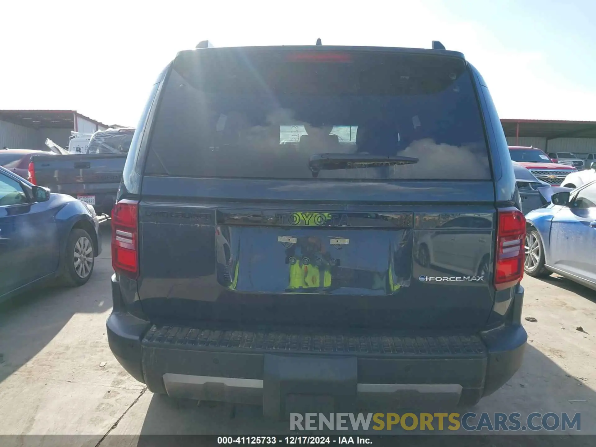17 fotografías del automóvil dañado JTEABFAJ9R5002236 TOYOTA LAND CRUISER 2024