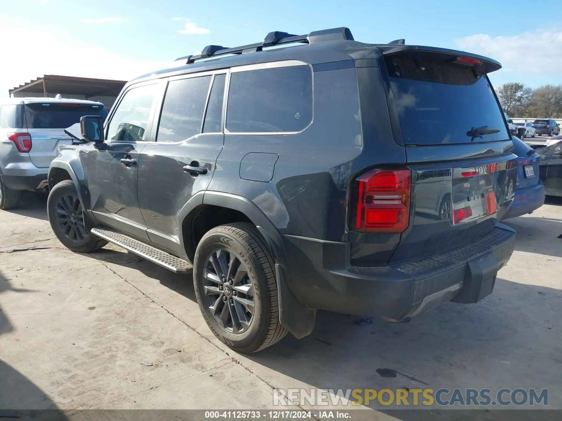 3 fotografías del automóvil dañado JTEABFAJ9R5002236 TOYOTA LAND CRUISER 2024