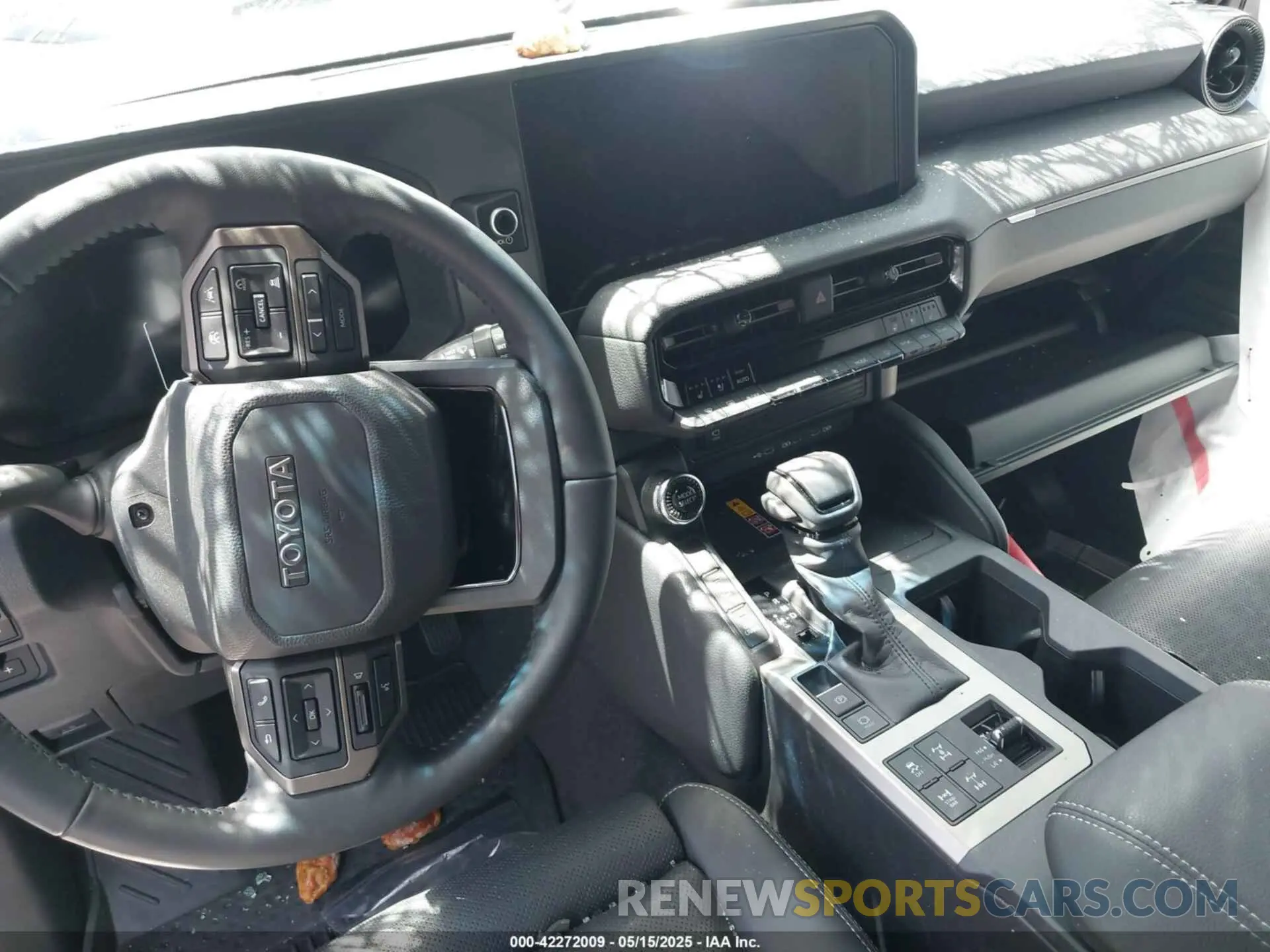 17 fotografías del automóvil dañado JTEABFAJ1SK031236 TOYOTA LAND CRUISER 2025