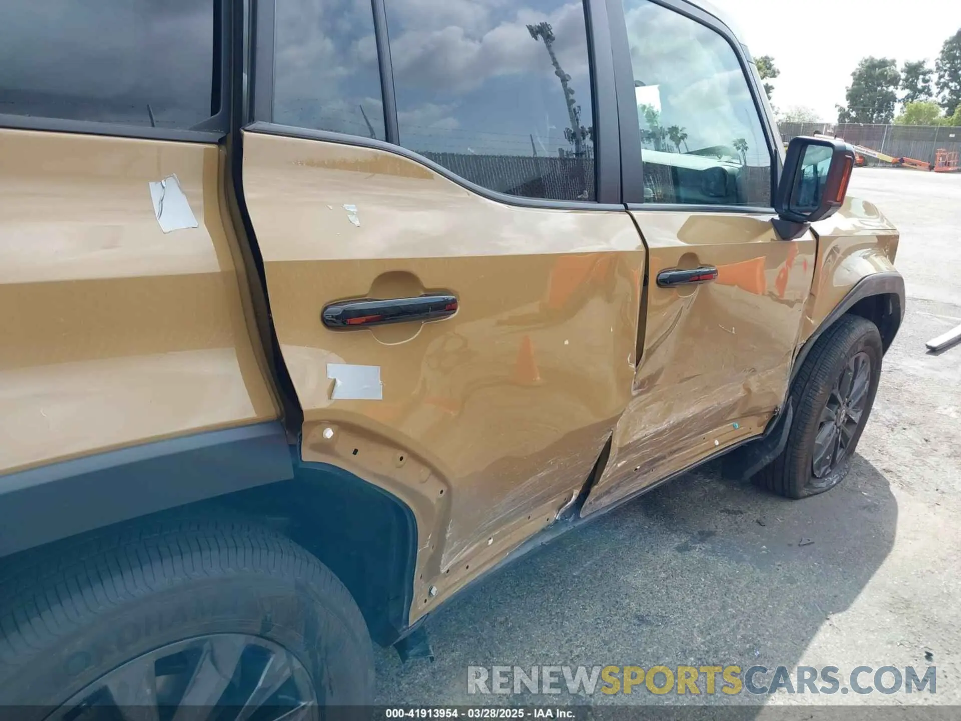 17 fotografías del automóvil dañado JTEABFAJ8SK024963 TOYOTA LAND CRUISER 2025