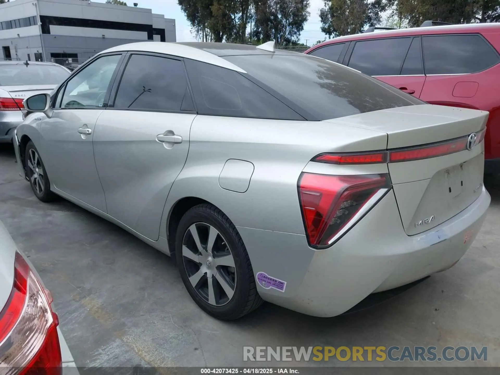 3 fotografías del automóvil dañado JTDBVRBD2KA006751 TOYOTA MIRAI 2019