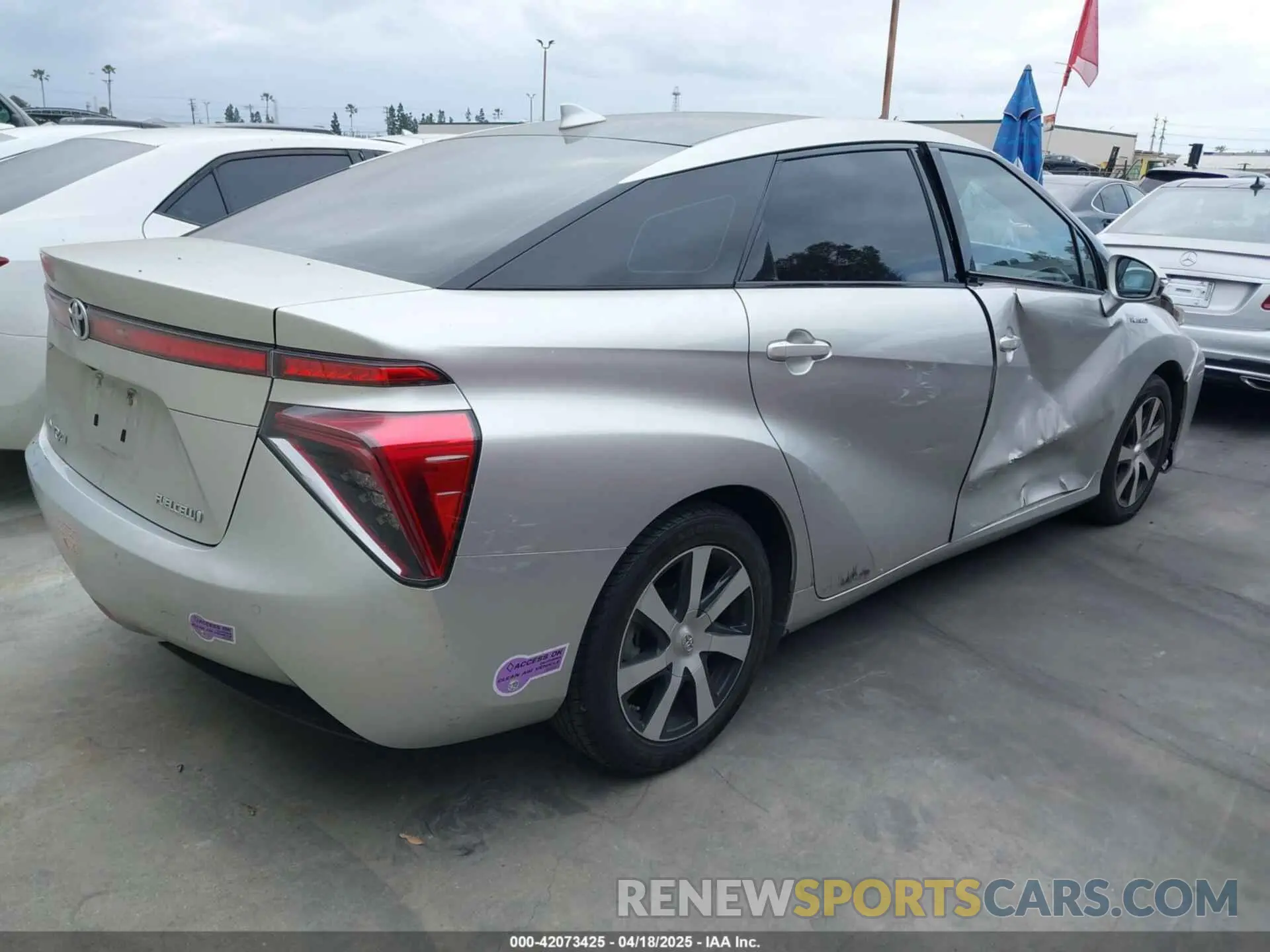 4 fotografías del automóvil dañado JTDBVRBD2KA006751 TOYOTA MIRAI 2019