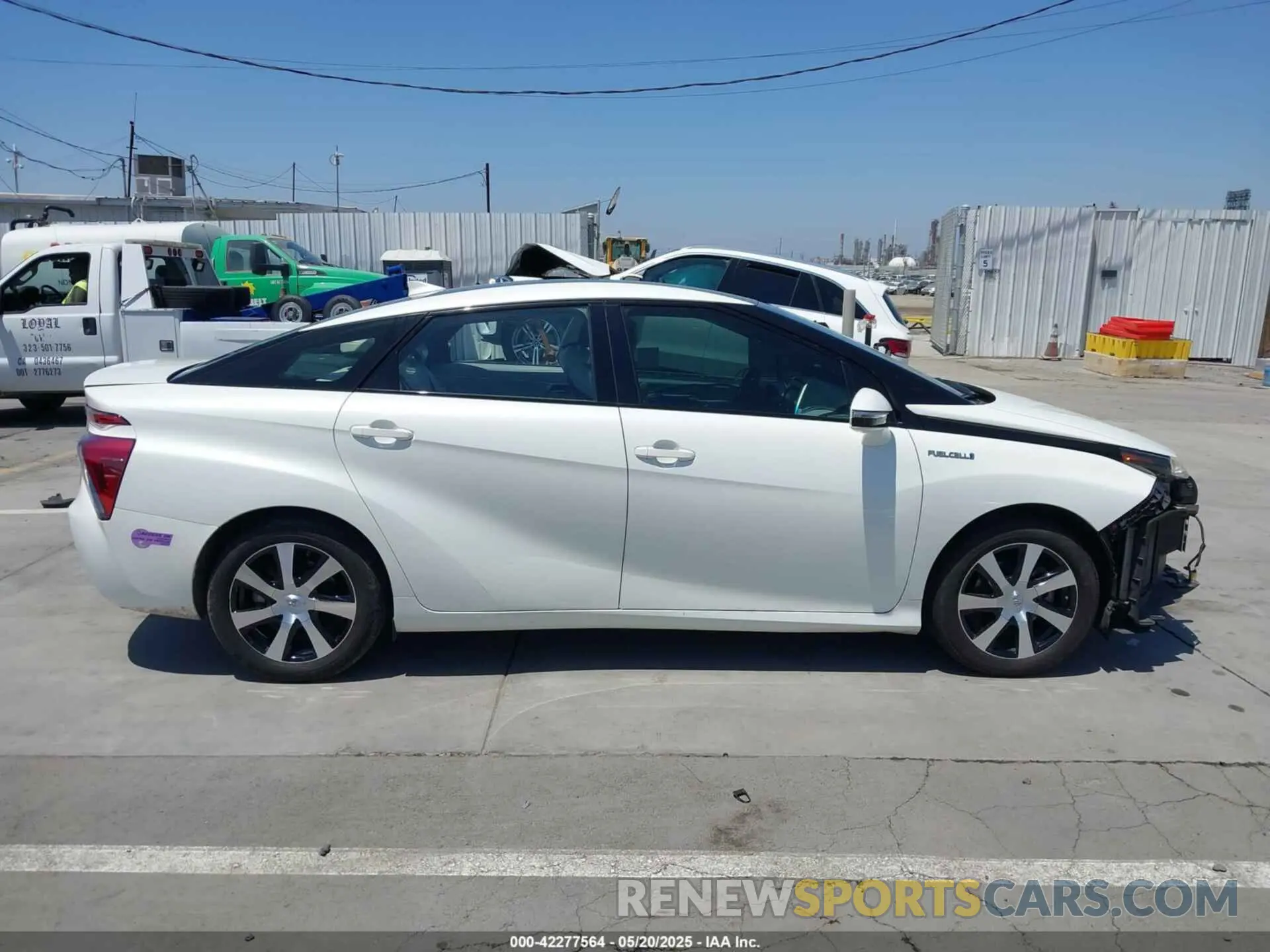 14 fotografías del automóvil dañado JTDBVRBD2KA007074 TOYOTA MIRAI 2019