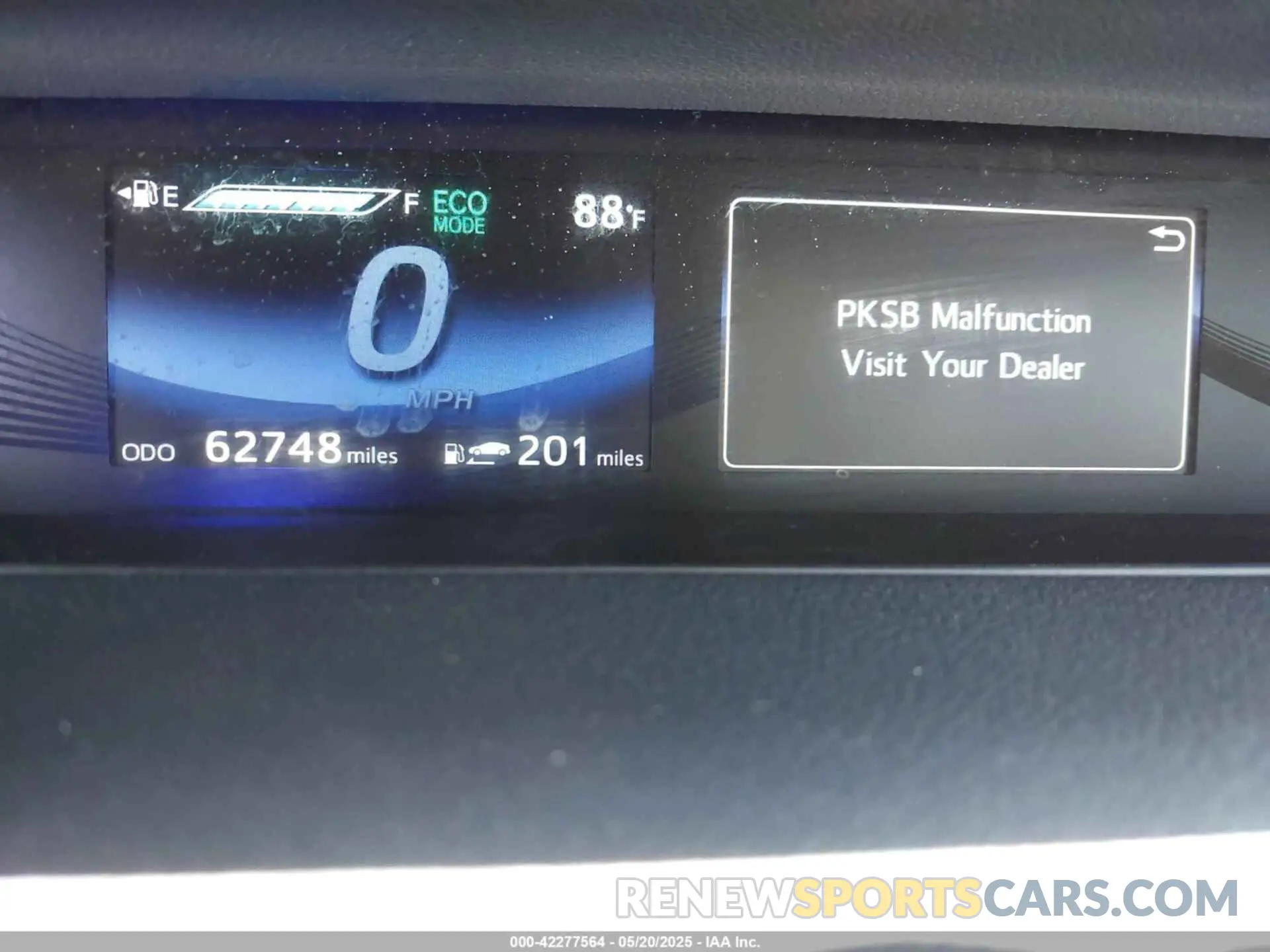 16 fotografías del automóvil dañado JTDBVRBD2KA007074 TOYOTA MIRAI 2019