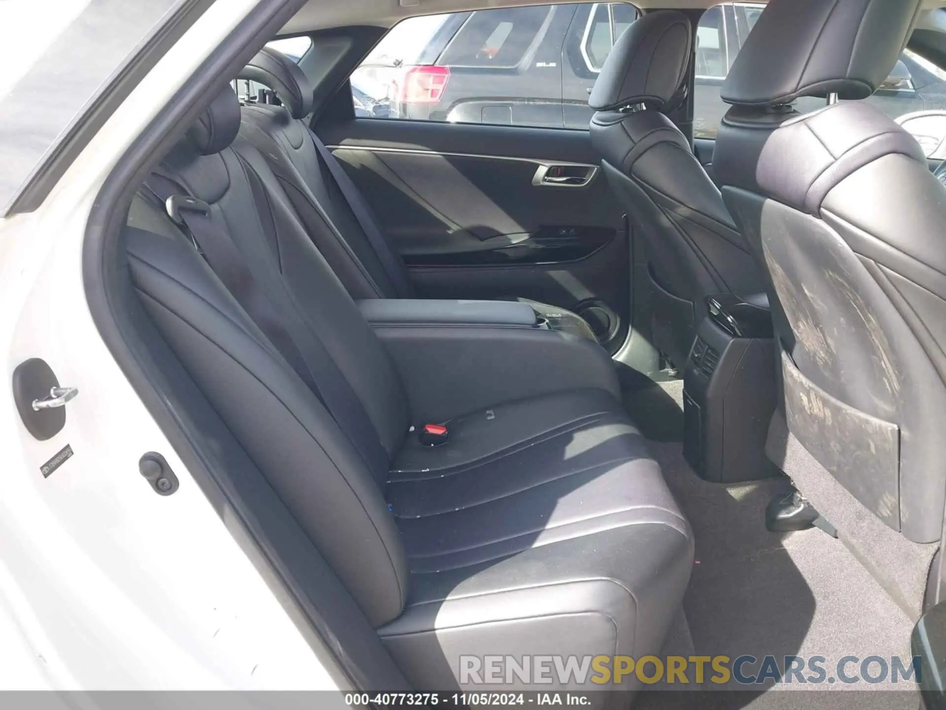 8 fotografías del automóvil dañado JTDBVRBD5KA006551 TOYOTA MIRAI 2019