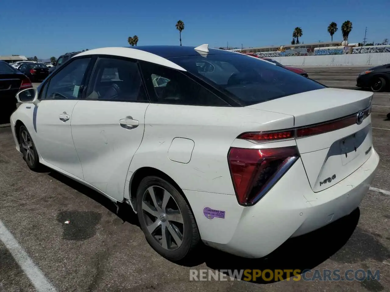2 fotografías del automóvil dañado JTDBVRBD6KA006364 TOYOTA MIRAI 2019