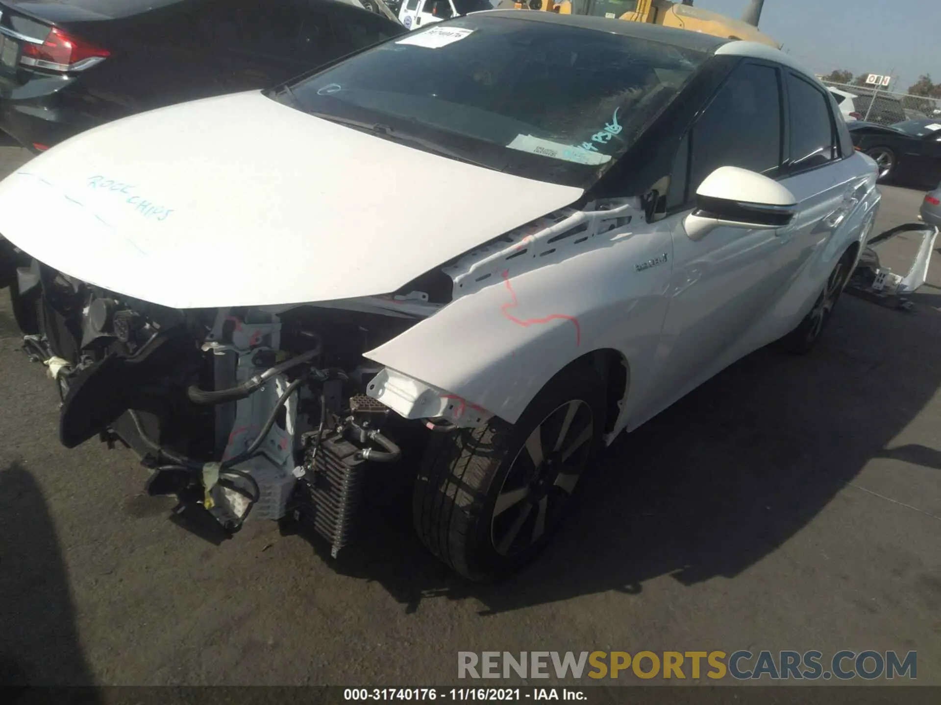 2 fotografías del automóvil dañado JTDBVRBD6KA006574 TOYOTA MIRAI 2019