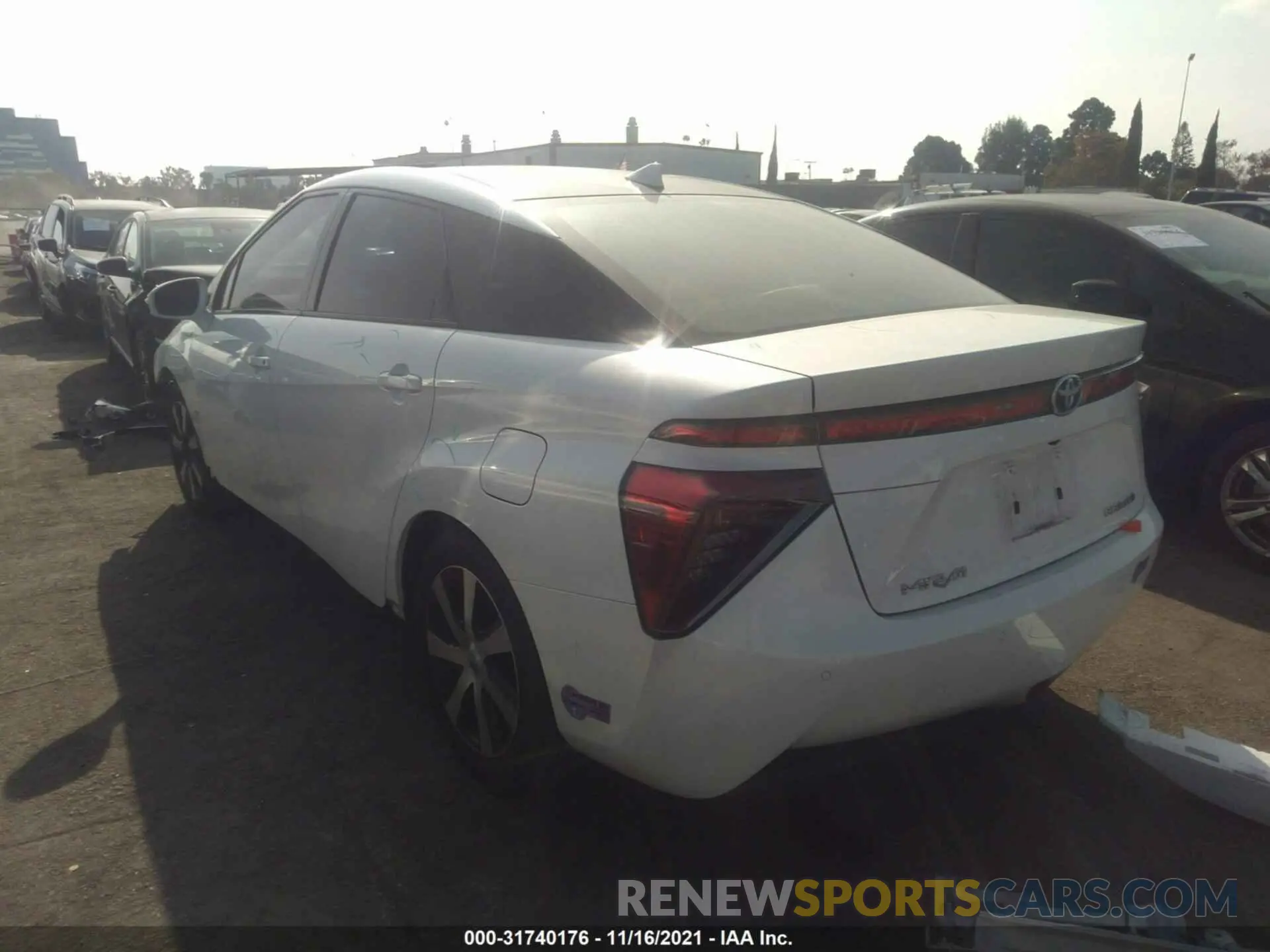 3 fotografías del automóvil dañado JTDBVRBD6KA006574 TOYOTA MIRAI 2019
