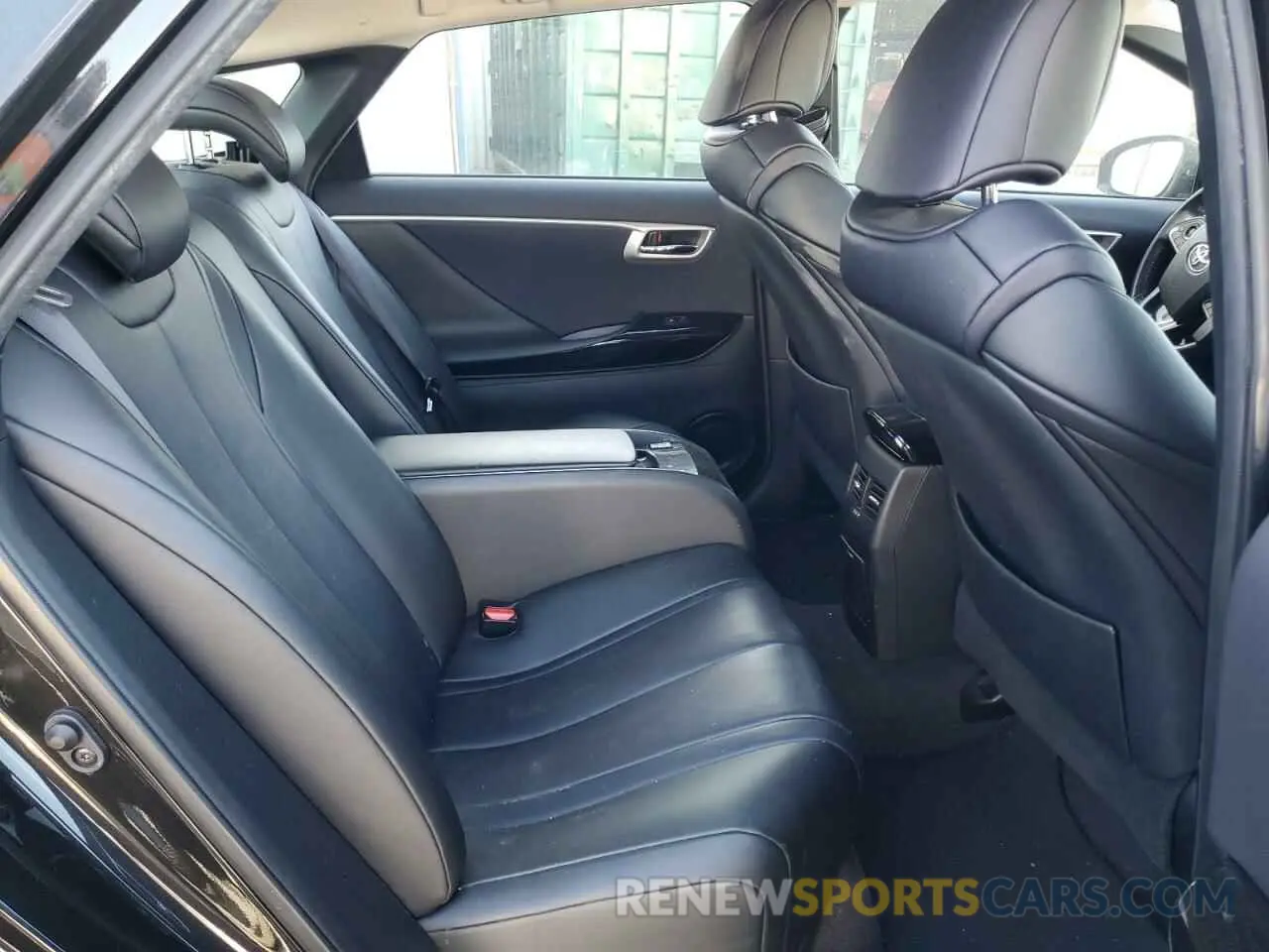 10 fotografías del automóvil dañado JTDBVRBD9KA006147 TOYOTA MIRAI 2019