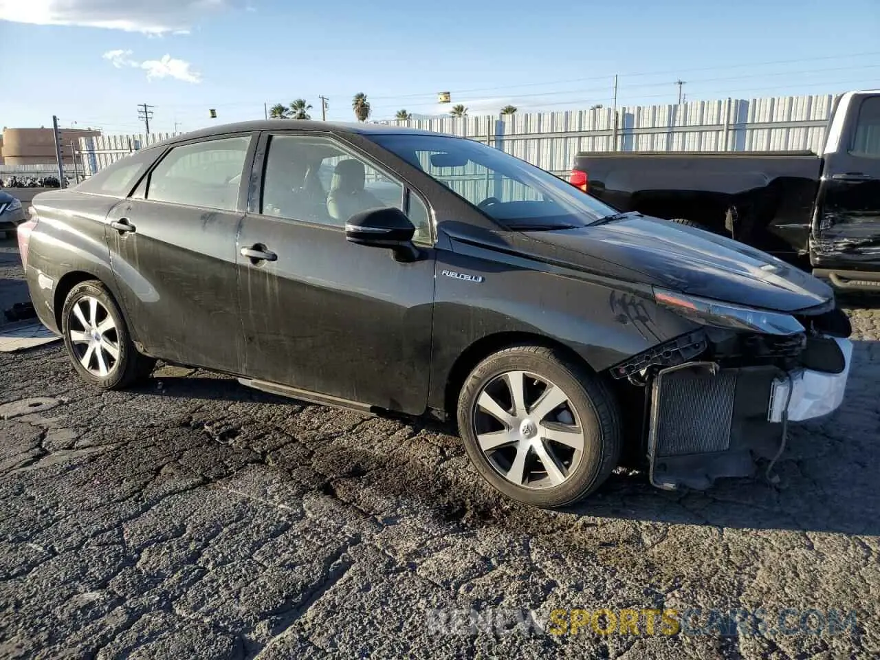 4 fotografías del automóvil dañado JTDBVRBDXKA006352 TOYOTA MIRAI 2019