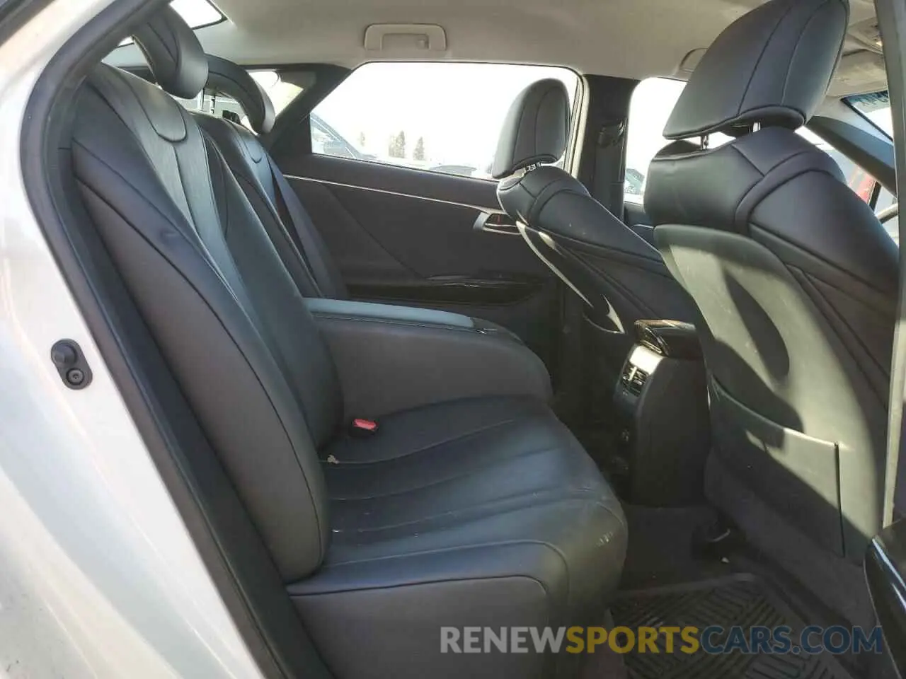 10 fotografías del automóvil dañado JTDBVRBDXKA006934 TOYOTA MIRAI 2019