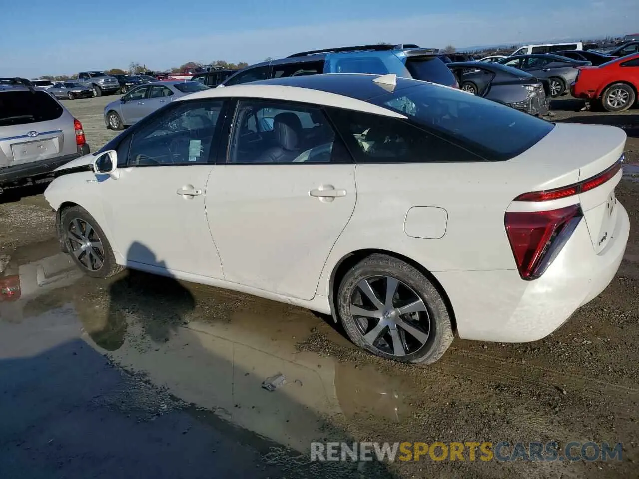 2 fotografías del automóvil dañado JTDBVRBDXKA006934 TOYOTA MIRAI 2019