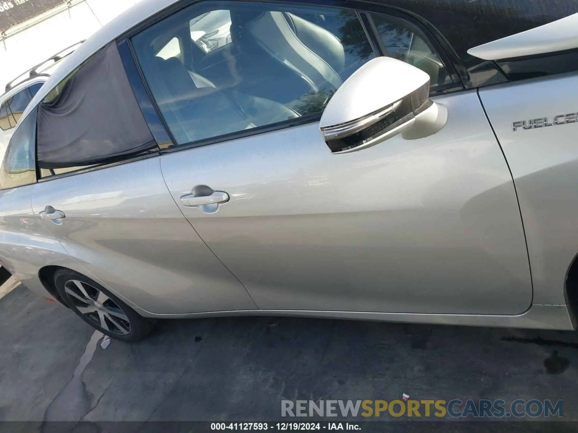 13 fotografías del automóvil dañado JTDBVRBDXKA007873 TOYOTA MIRAI 2019