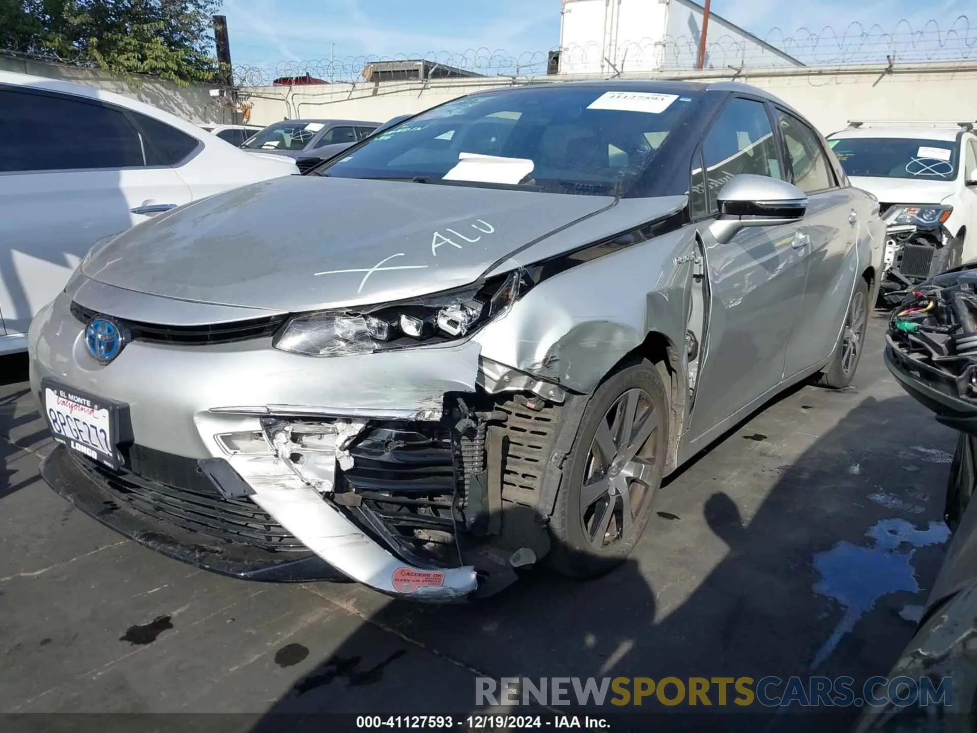 2 fotografías del automóvil dañado JTDBVRBDXKA007873 TOYOTA MIRAI 2019