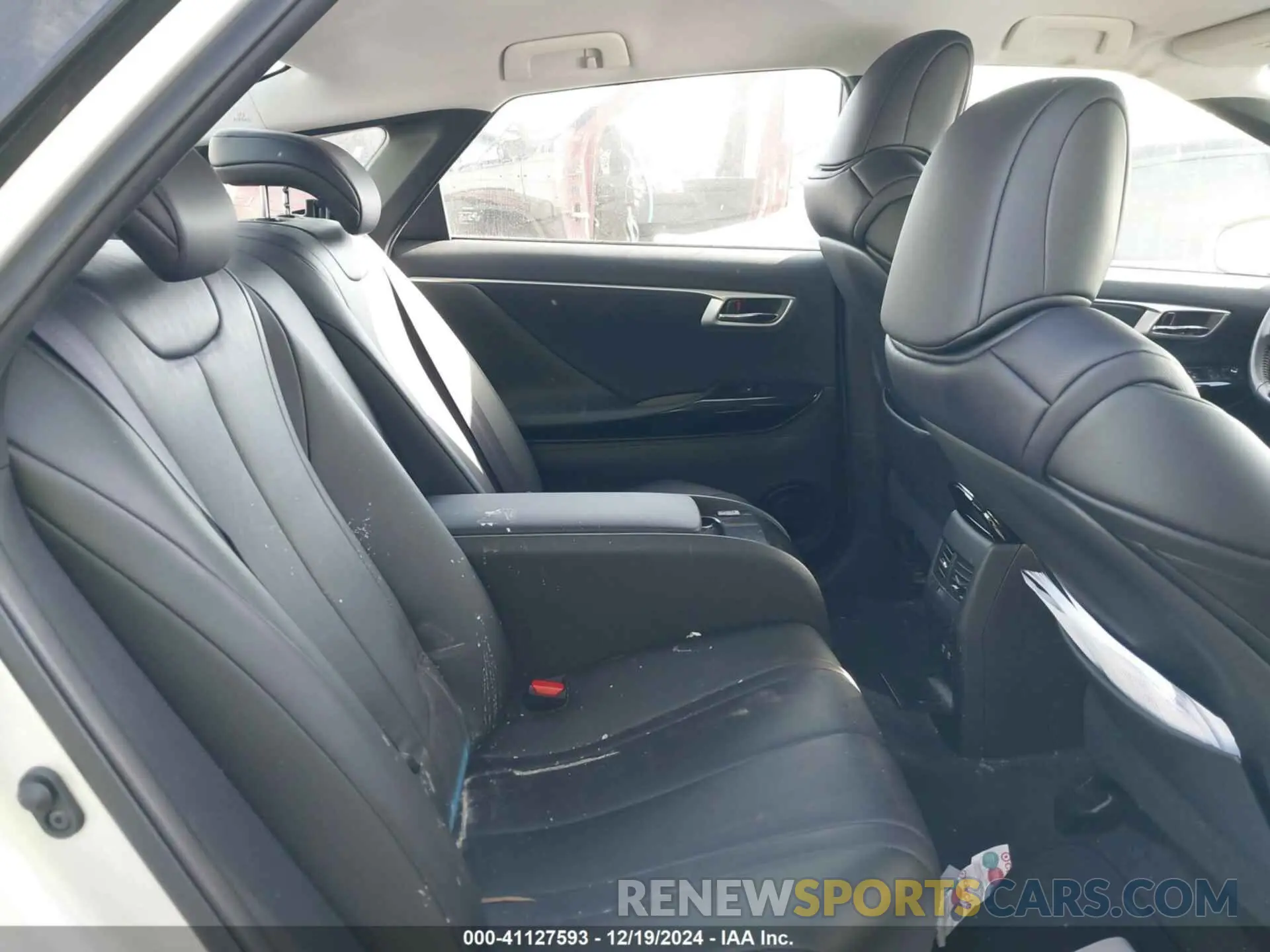 8 fotografías del automóvil dañado JTDBVRBDXKA007873 TOYOTA MIRAI 2019