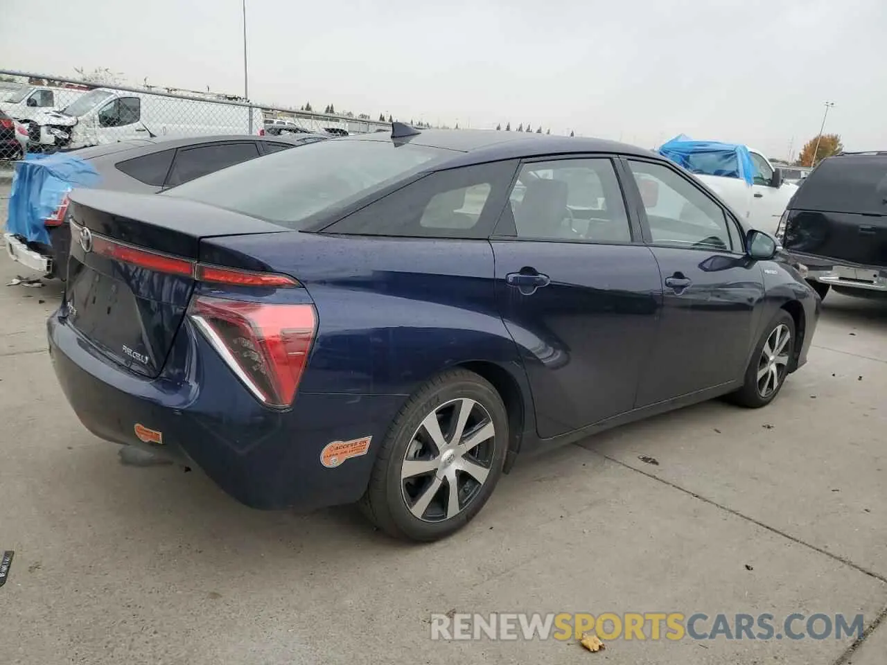 3 fotografías del automóvil dañado JTDBVRBD1LA008122 TOYOTA MIRAI 2020
