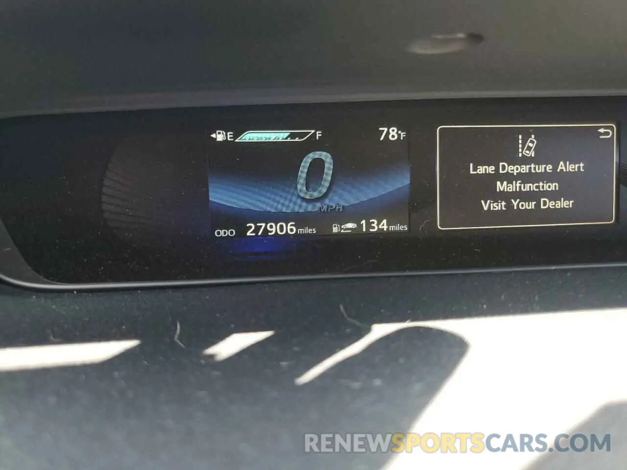 9 fotografías del automóvil dañado JTDBVRBD7LA008027 TOYOTA MIRAI 2020