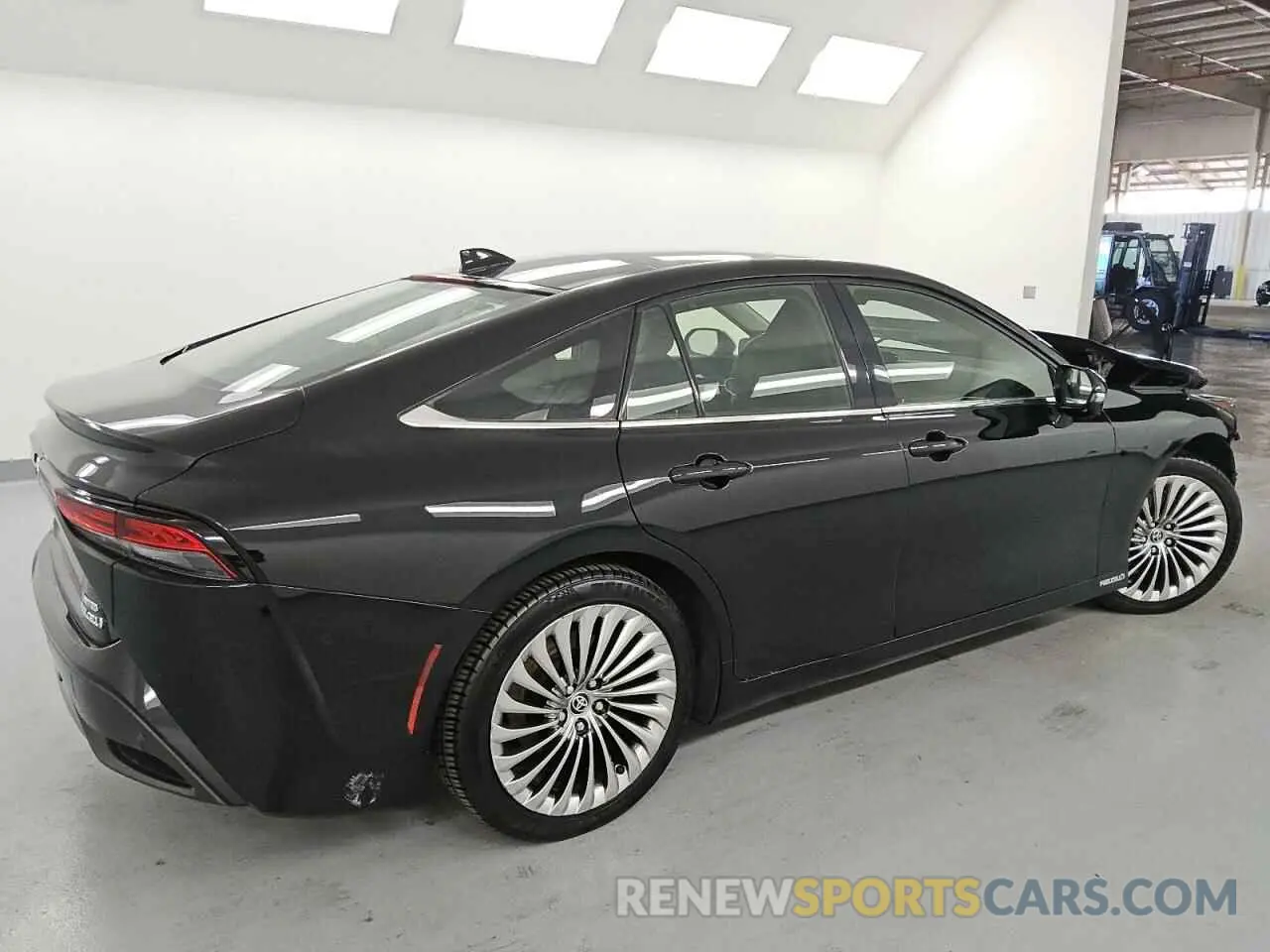 3 fotografías del automóvil dañado JTDAAAAA1MA002130 TOYOTA MIRAI 2021