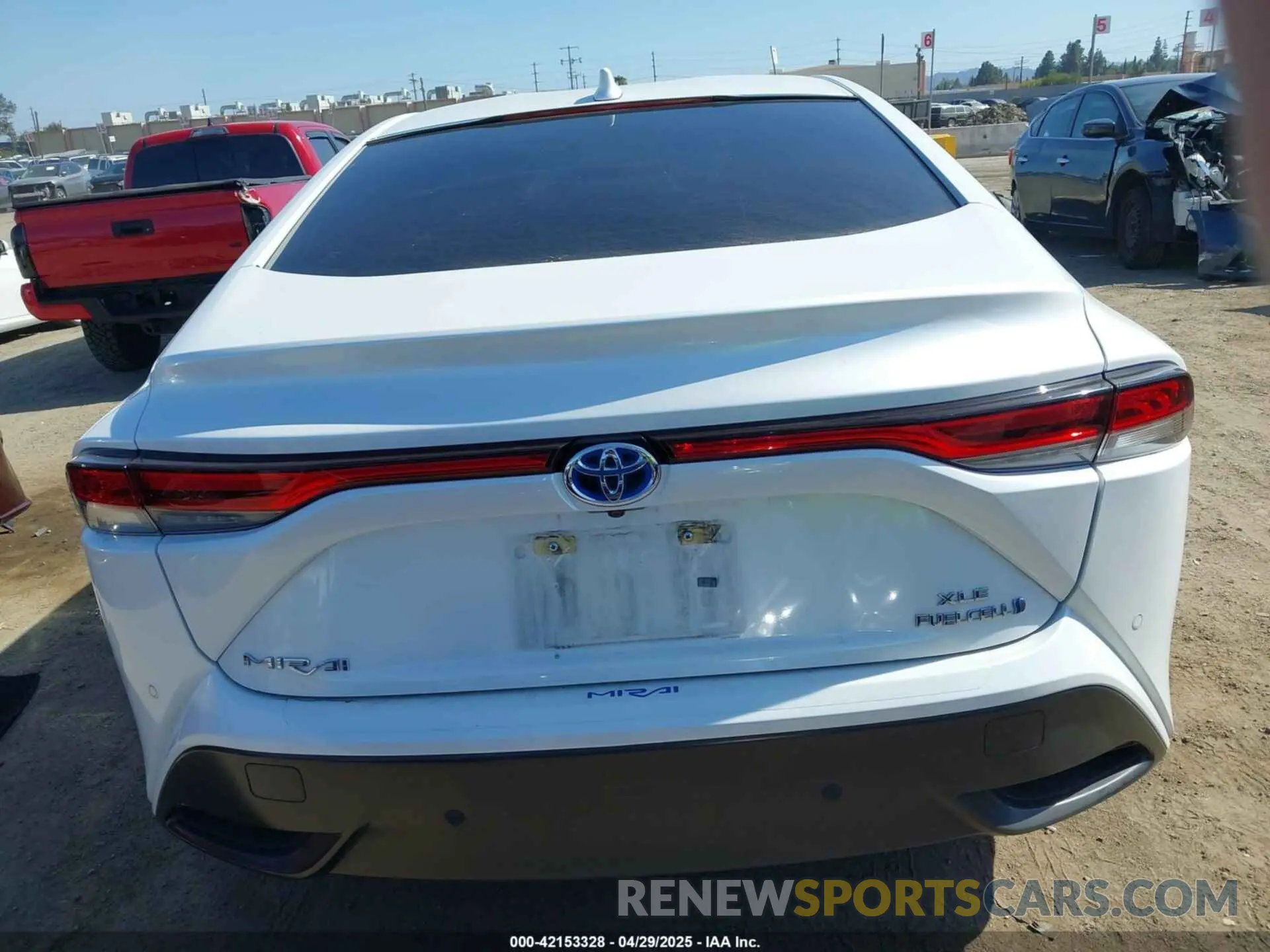 17 fotografías del automóvil dañado JTDAAAAA3NA006584 TOYOTA MIRAI 2022