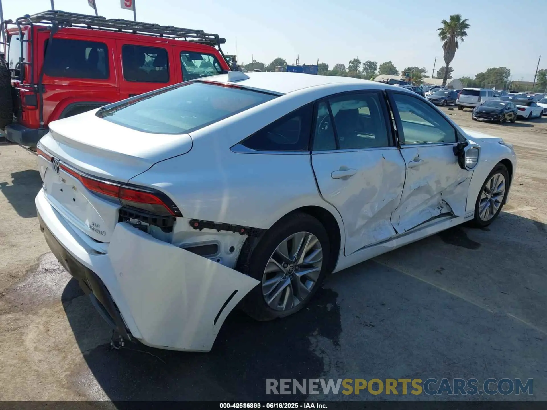 4 fotografías del automóvil dañado JTDAAAAA0PA009803 TOYOTA MIRAI 2023