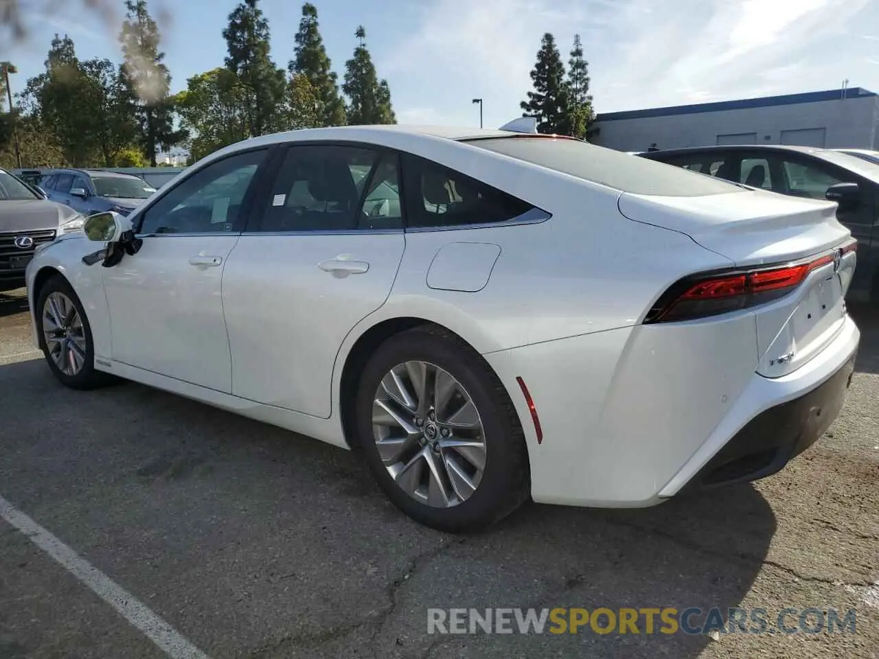 2 fotografías del automóvil dañado JTDAAAAA0PA011292 TOYOTA MIRAI 2023