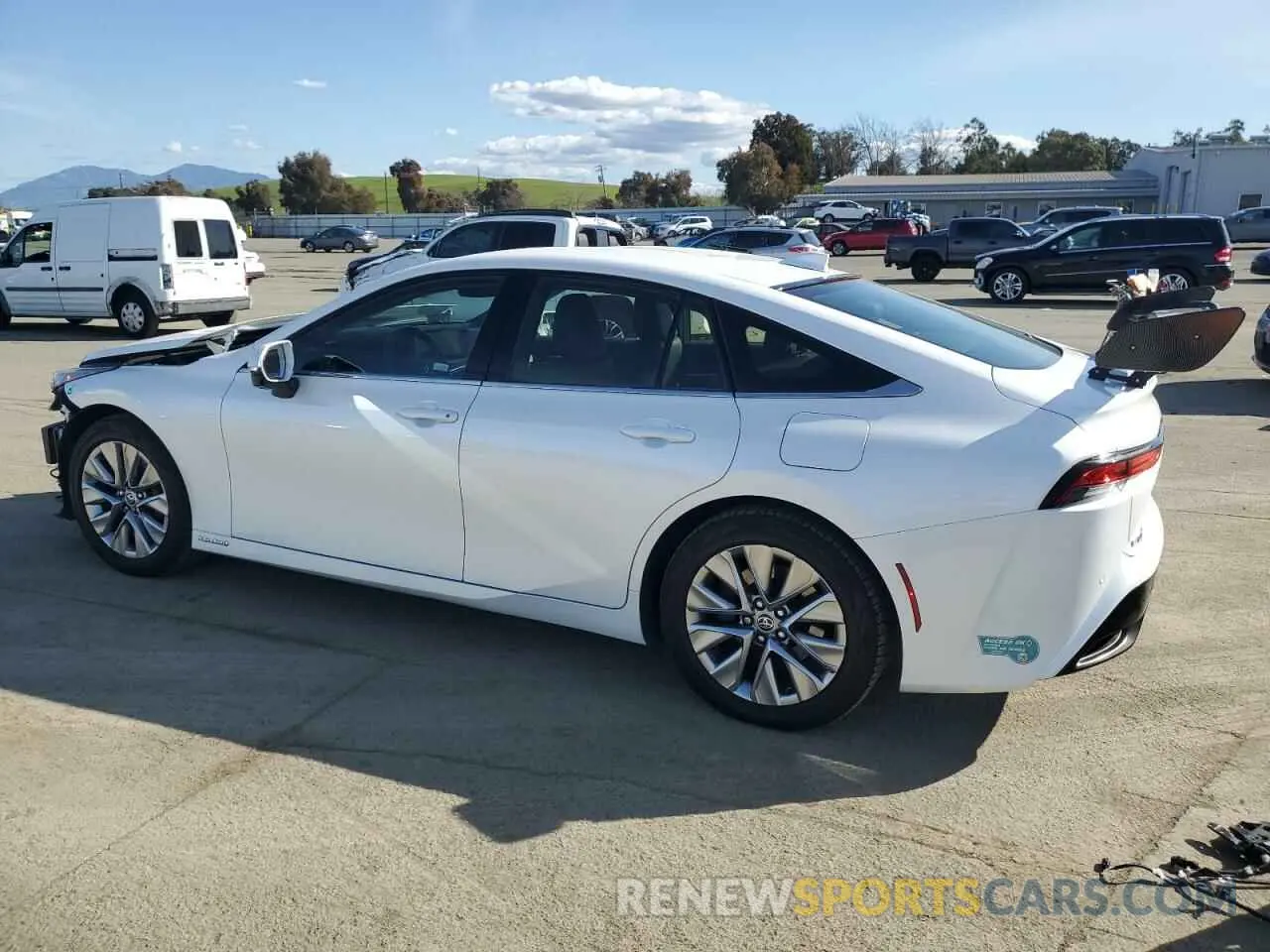 2 fotografías del automóvil dañado JTDAAAAA1PA010569 TOYOTA MIRAI 2023