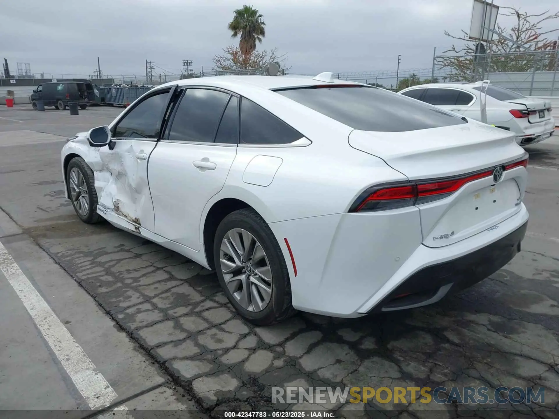 3 fotografías del automóvil dañado JTDAAAAA2PA009754 TOYOTA MIRAI 2023