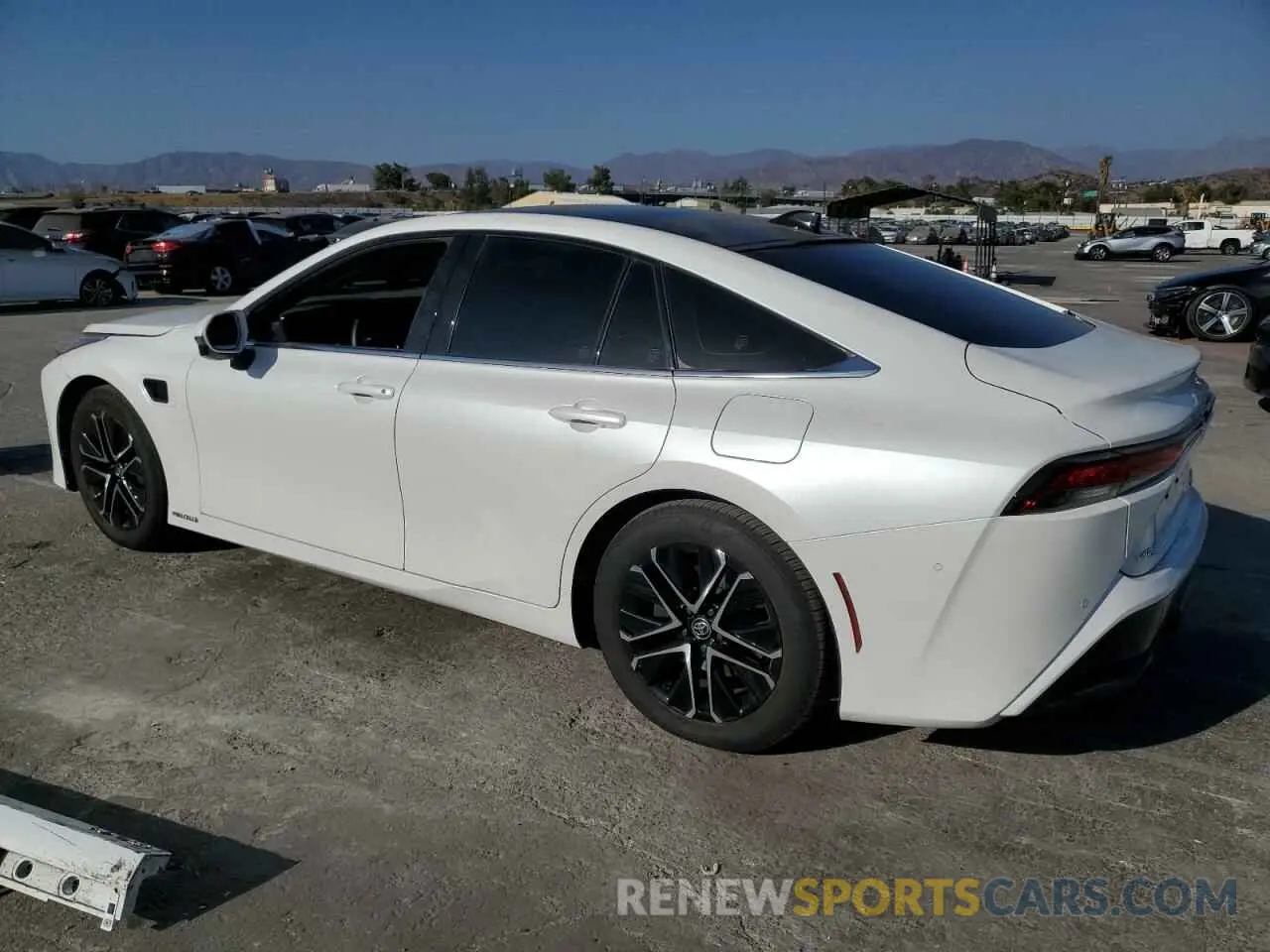 2 fotografías del automóvil dañado JTDAAAAA8PA011234 TOYOTA MIRAI 2023