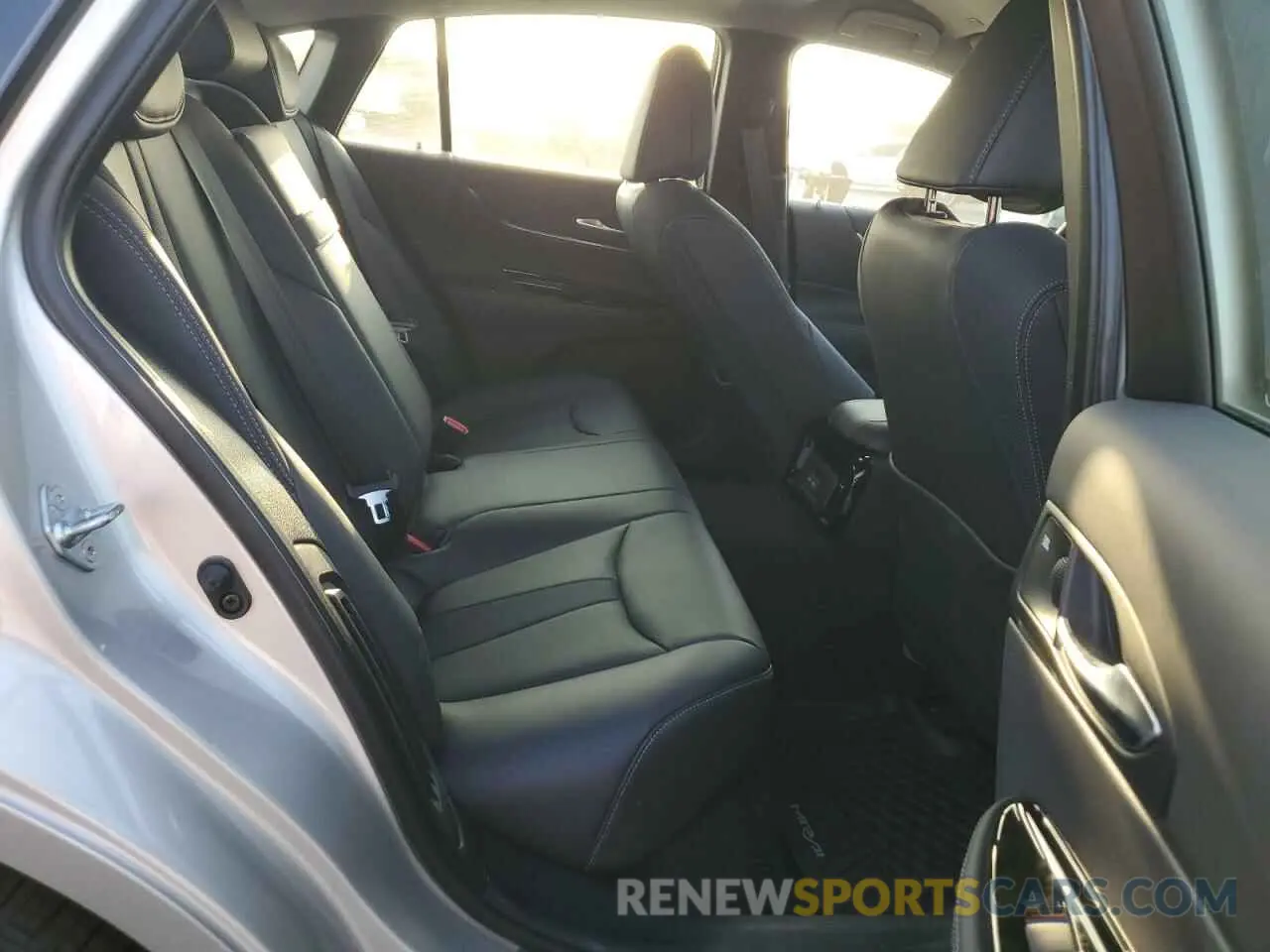 10 fotografías del automóvil dañado JTDAAAAA2RA011961 TOYOTA MIRAI 2024