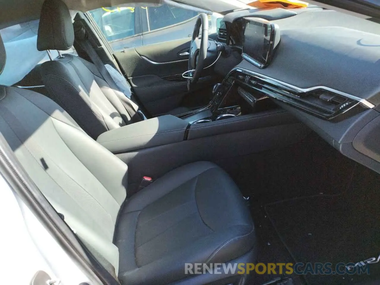 5 fotografías del automóvil dañado JTDAAAAA9NA005018 TOYOTA MIRAI LE 2022