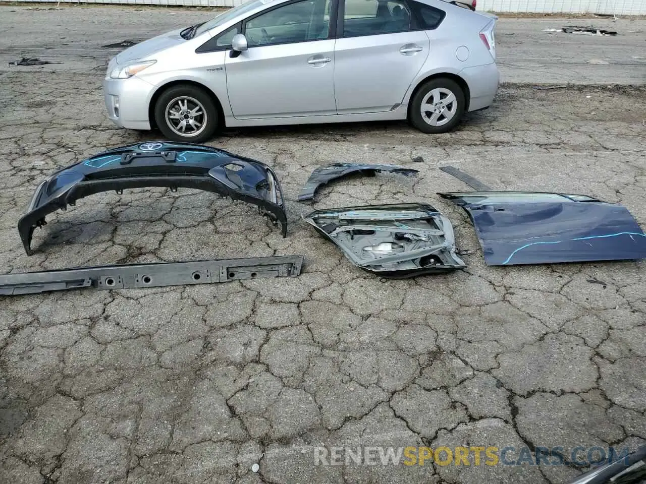 14 fotografías del automóvil dañado JTDKARFP7K3110589 TOYOTA PRIUS 2019