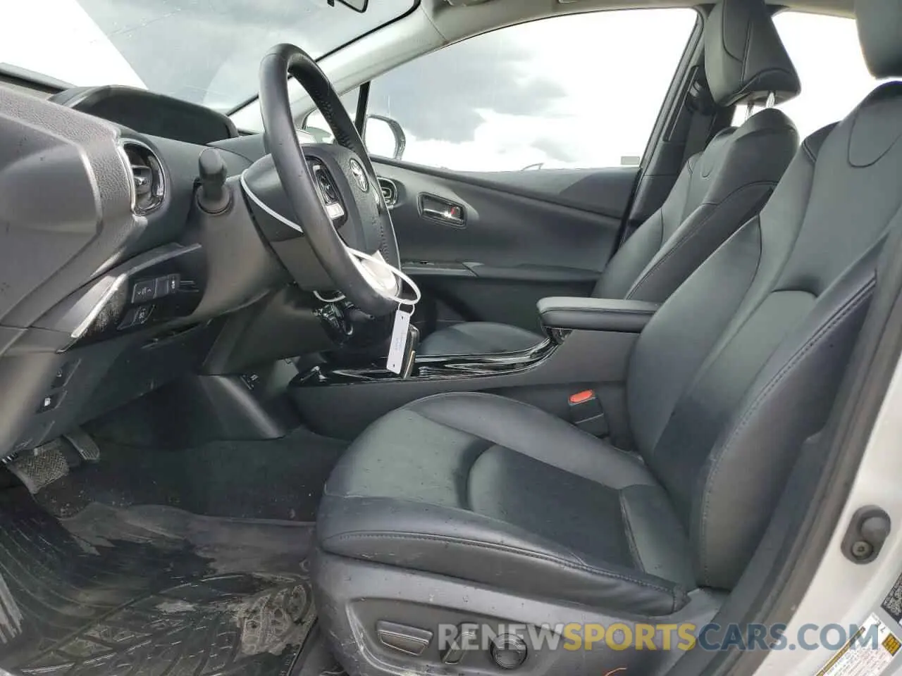 7 fotografías del automóvil dañado JTDKARFP7K3112083 TOYOTA PRIUS 2019