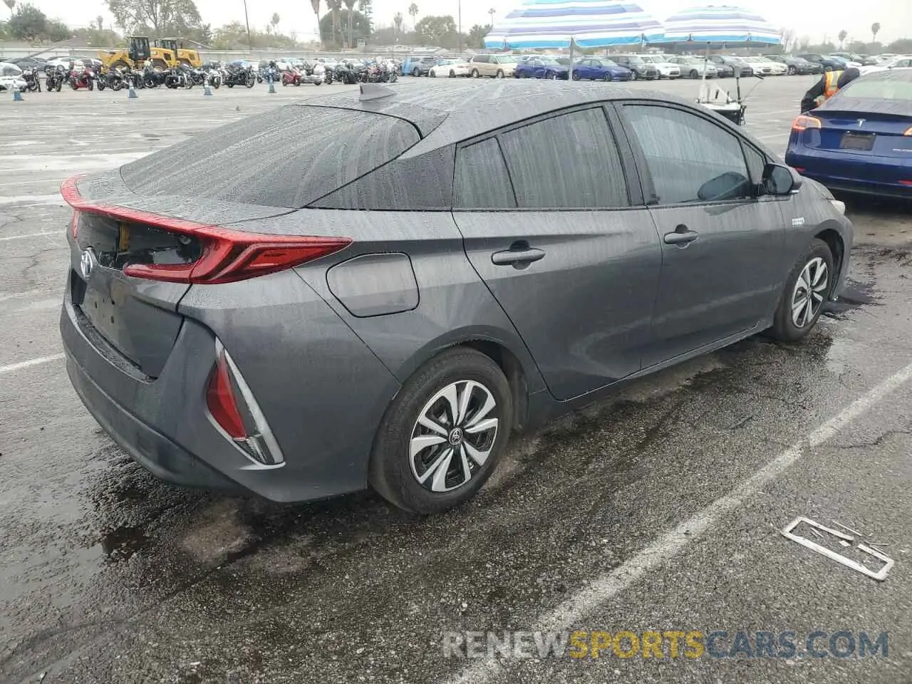 3 fotografías del automóvil dañado JTDKARFP7K3113413 TOYOTA PRIUS 2019