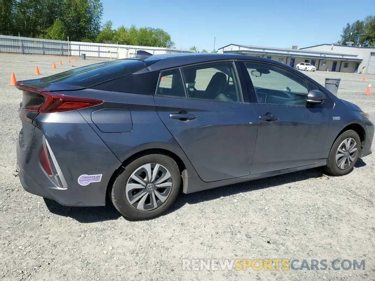 3 fotografías del automóvil dañado JTDKARFP8K3110178 TOYOTA PRIUS 2019