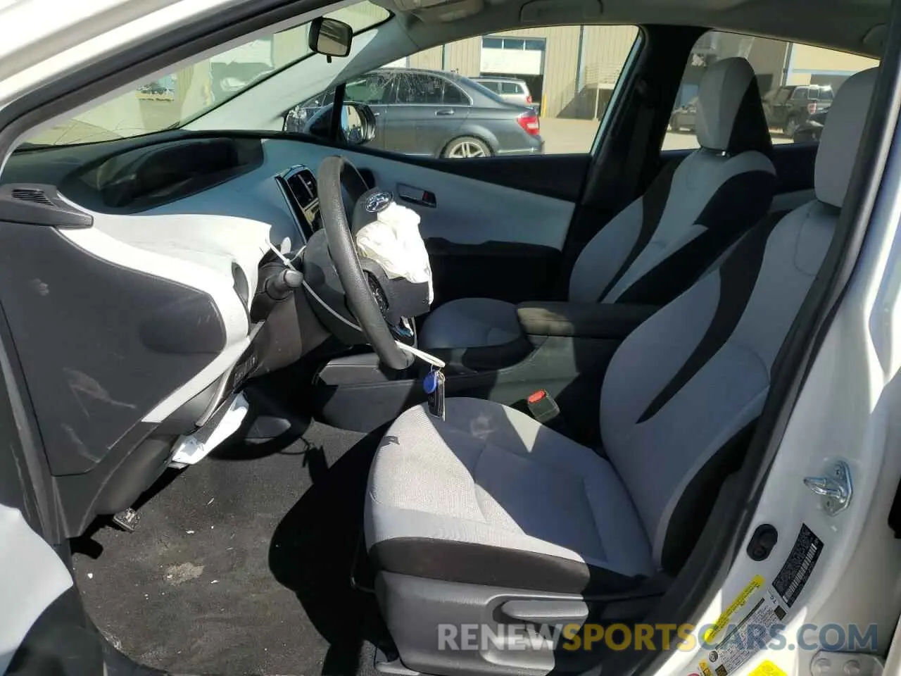 7 fotografías del automóvil dañado JTDKARFU0K3071804 TOYOTA PRIUS 2019