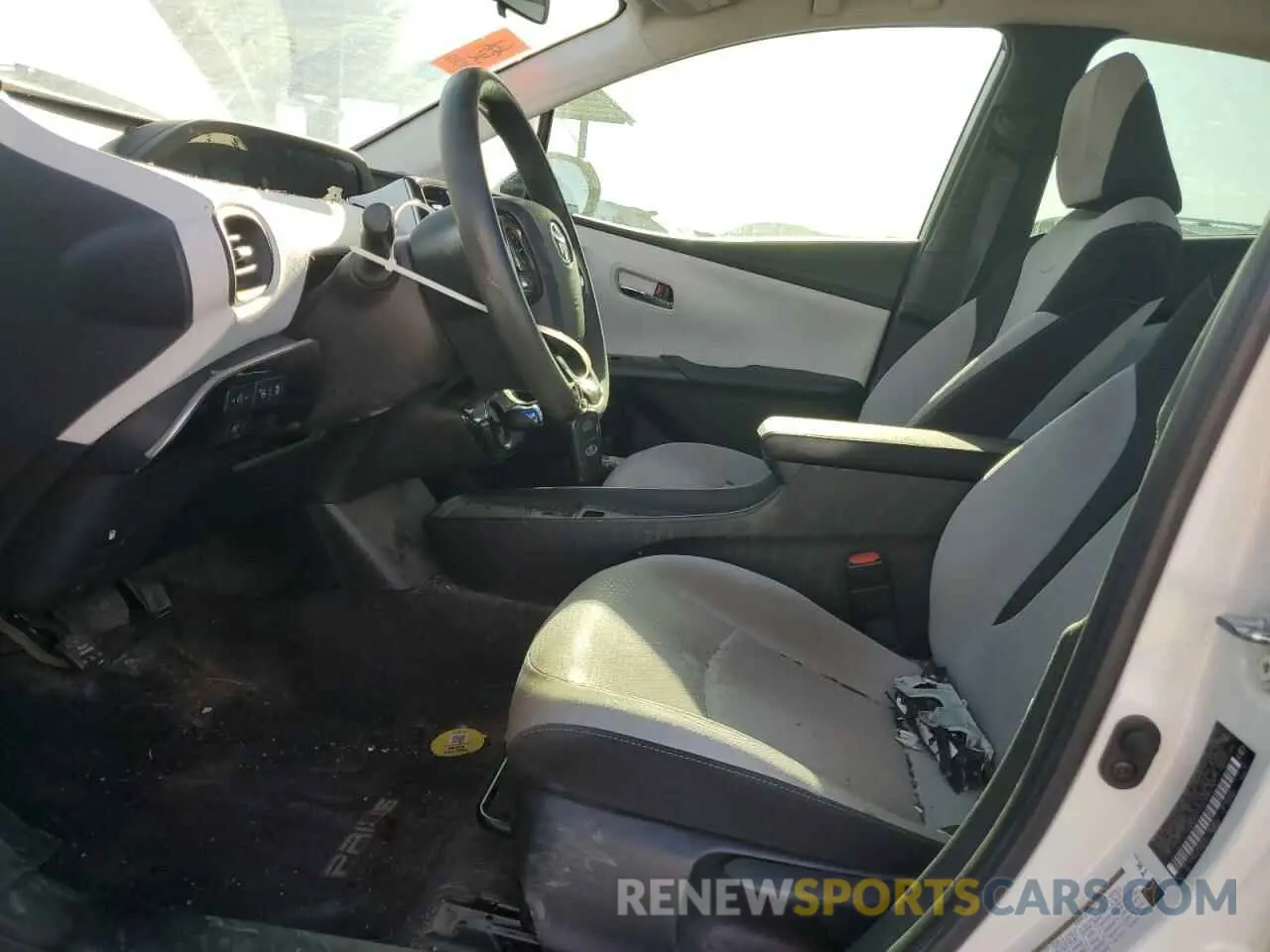7 fotografías del automóvil dañado JTDKARFU0K3085153 TOYOTA PRIUS 2019