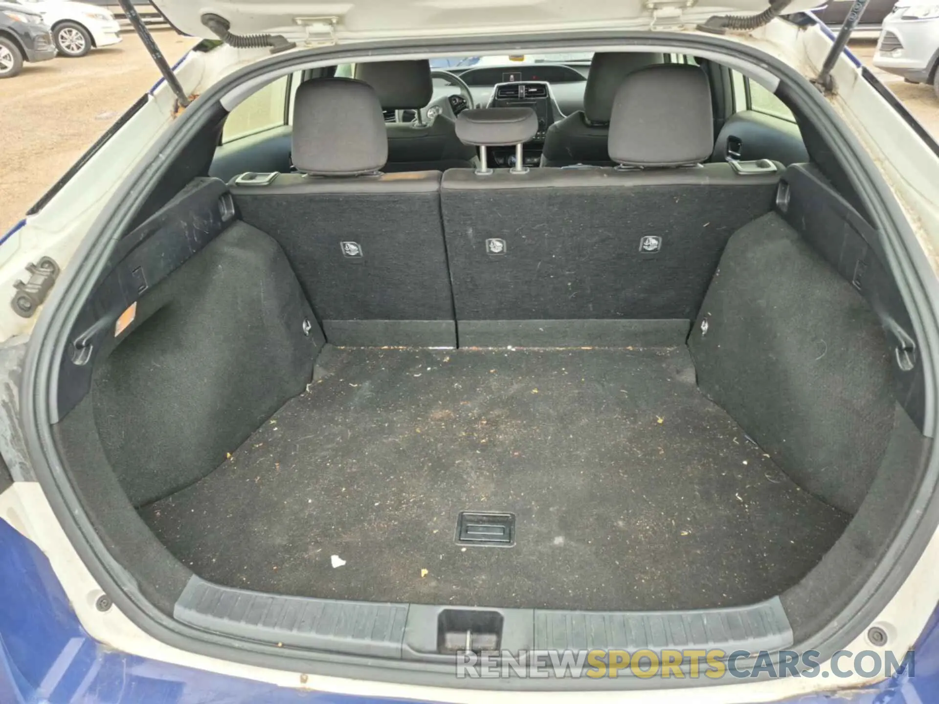 28 fotografías del automóvil dañado JTDKARFU0K3090689 TOYOTA PRIUS 2019