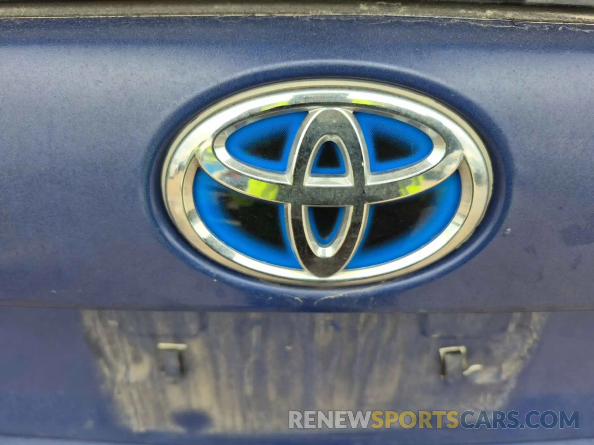32 fotografías del automóvil dañado JTDKARFU0K3090689 TOYOTA PRIUS 2019