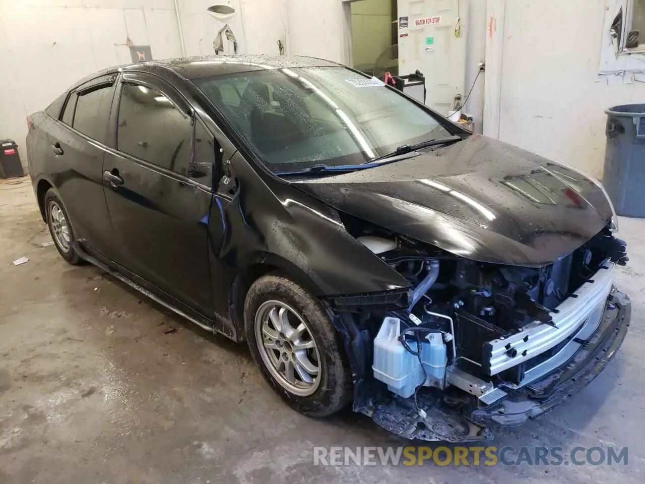 4 fotografías del automóvil dañado JTDKARFU0K3093351 TOYOTA PRIUS 2019