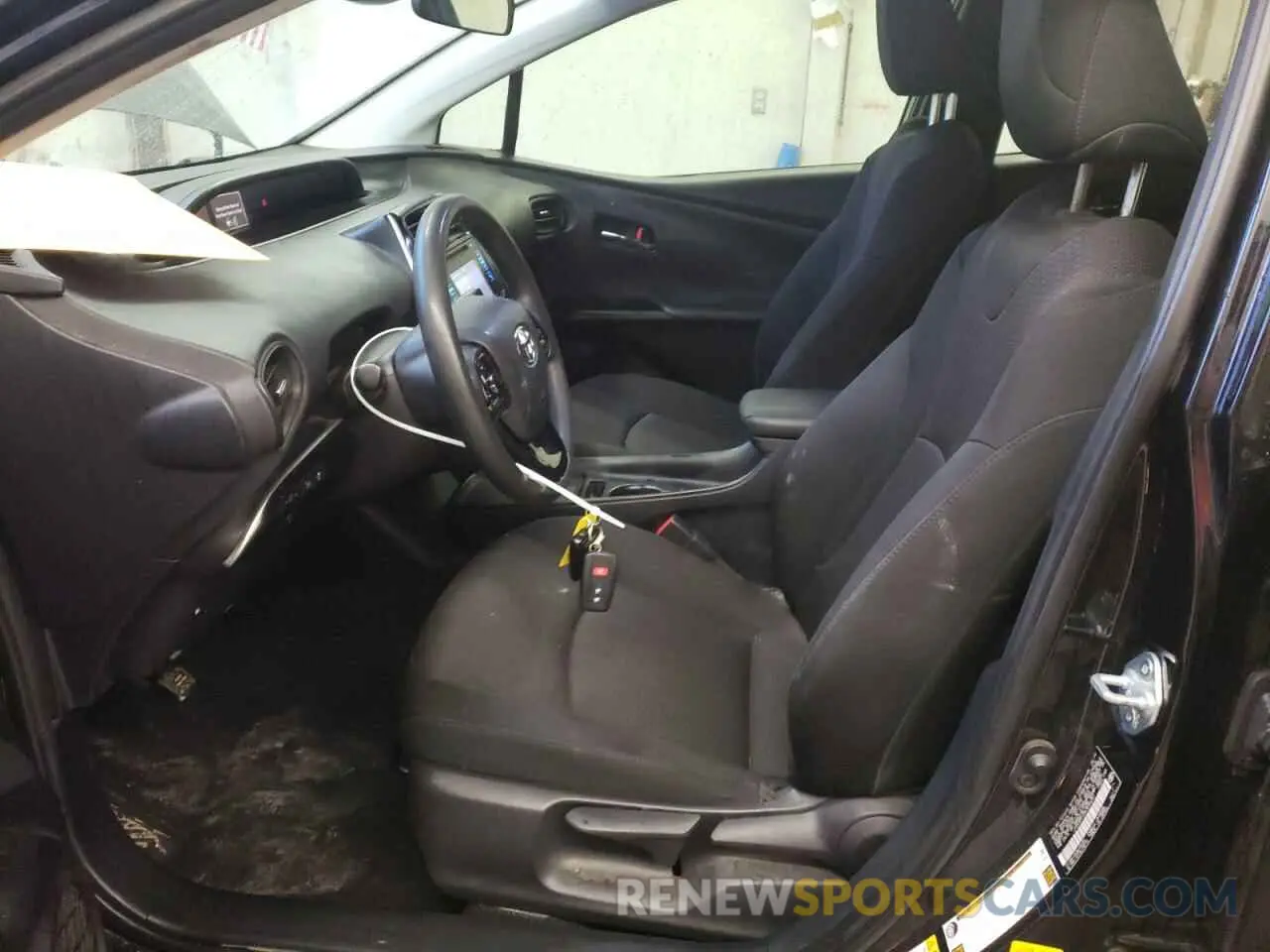 7 fotografías del automóvil dañado JTDKARFU0K3093351 TOYOTA PRIUS 2019