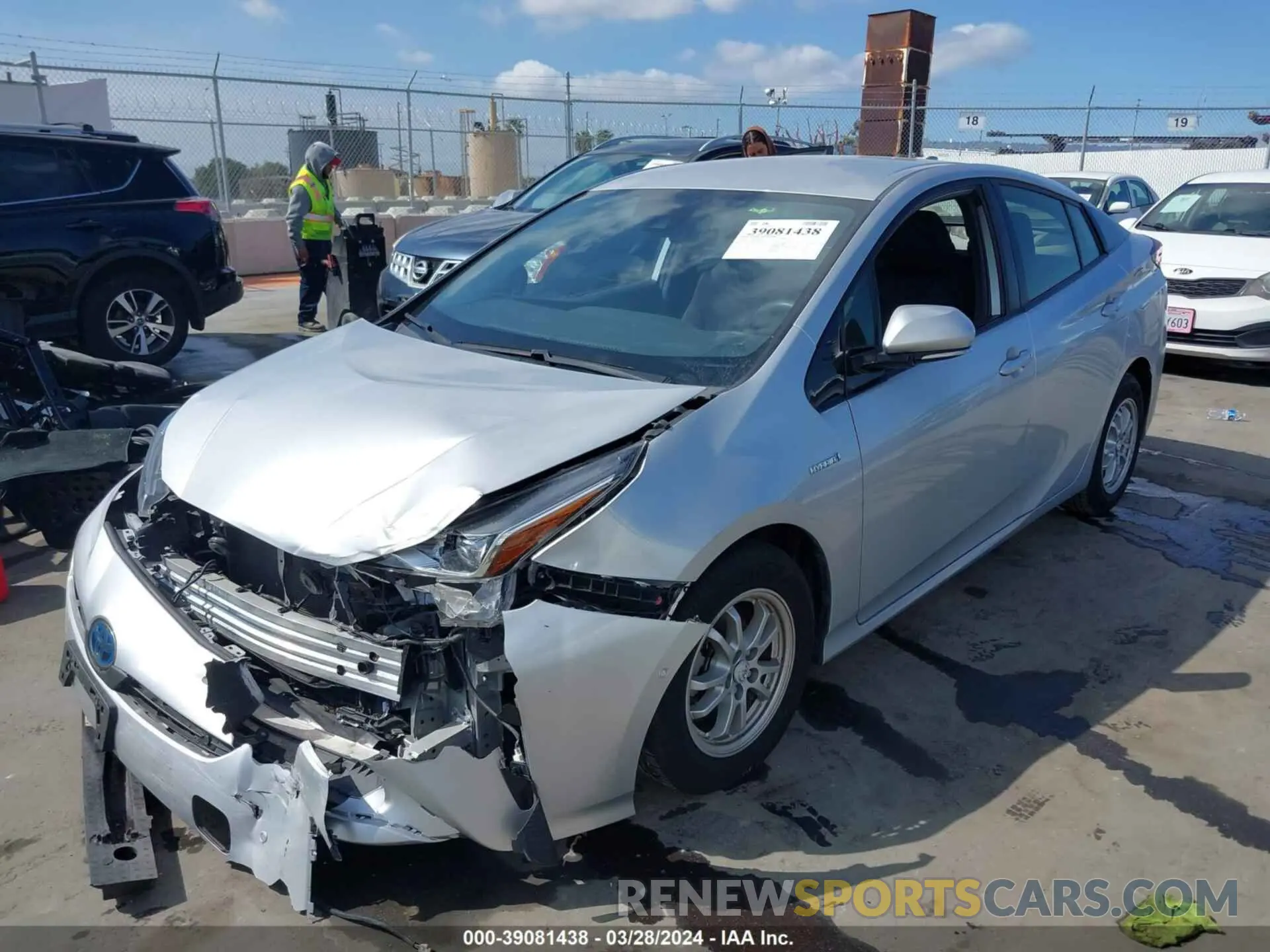 2 fotografías del automóvil dañado JTDKARFU0K3093429 TOYOTA PRIUS 2019