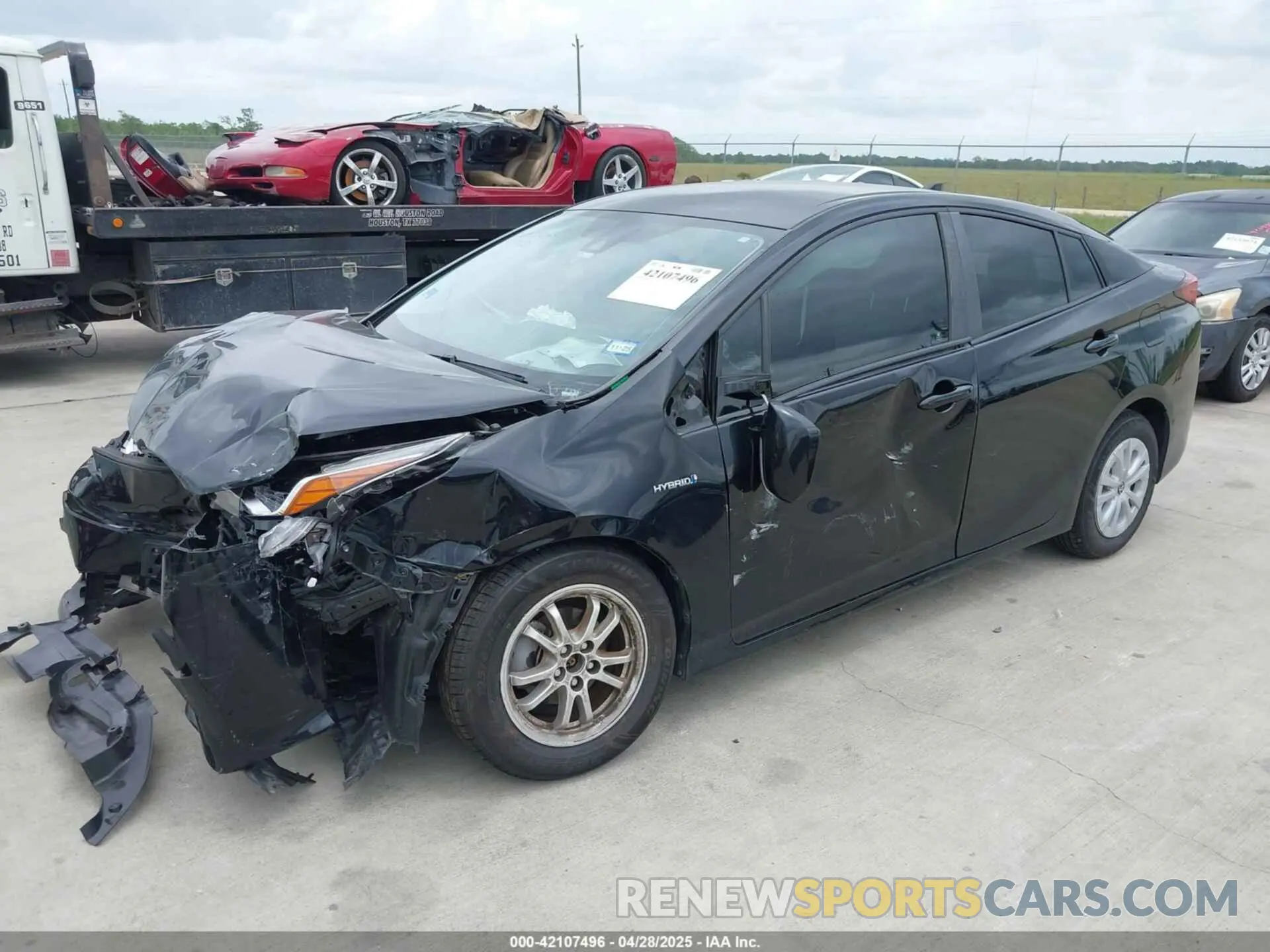 2 fotografías del automóvil dañado JTDKARFU0K3095844 TOYOTA PRIUS 2019