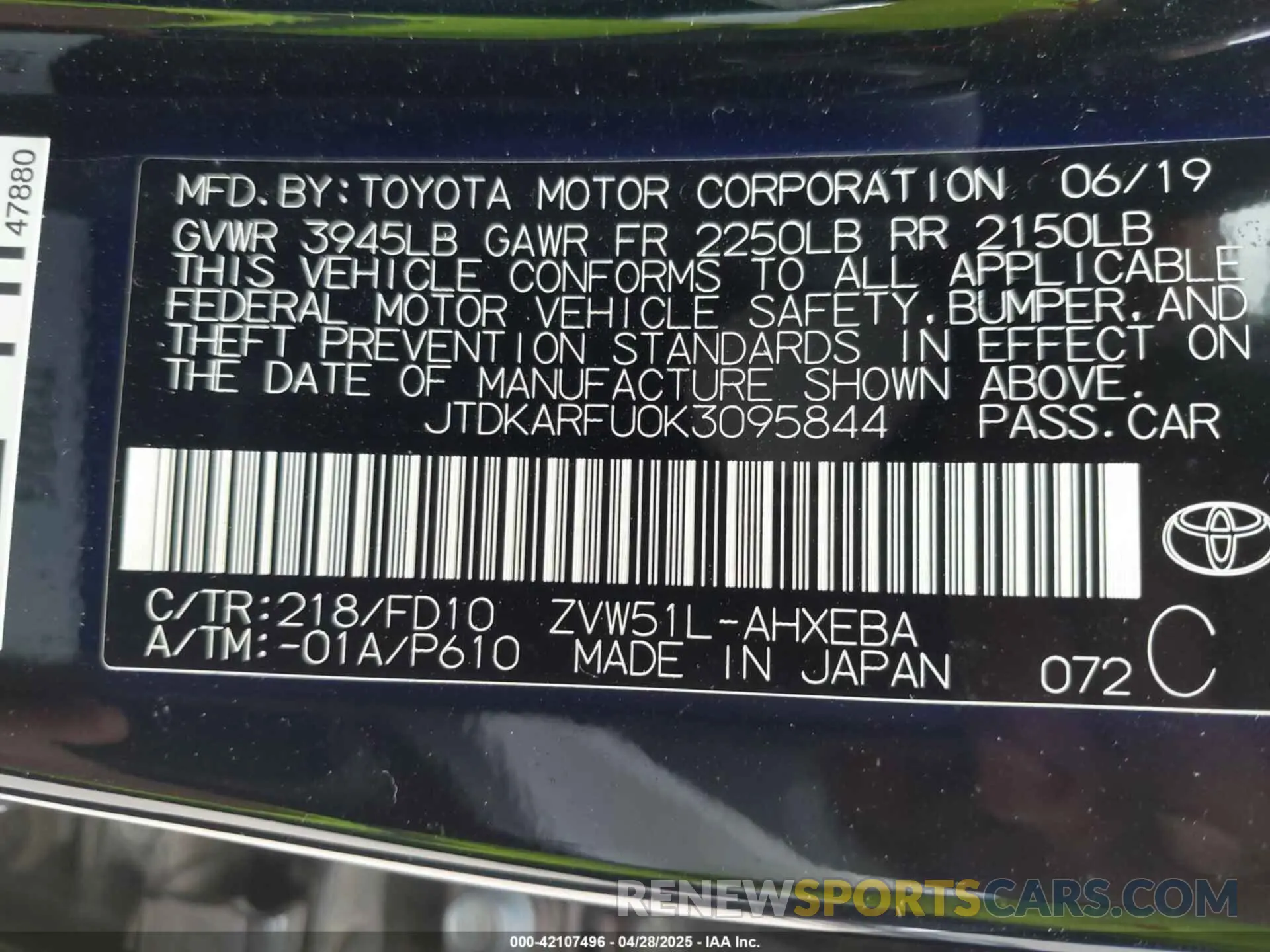 9 fotografías del automóvil dañado JTDKARFU0K3095844 TOYOTA PRIUS 2019