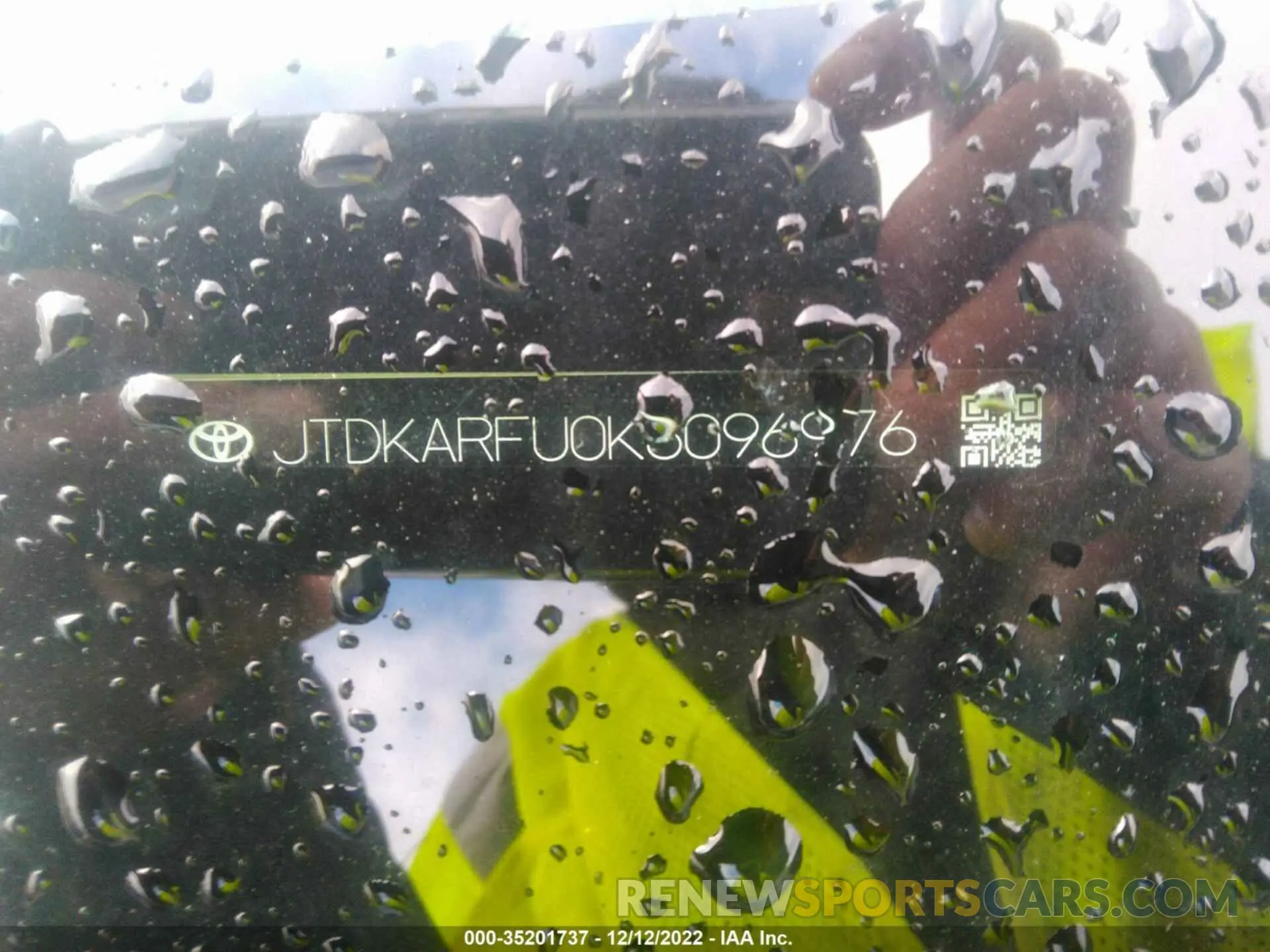 9 fotografías del automóvil dañado JTDKARFU0K3096976 TOYOTA PRIUS 2019