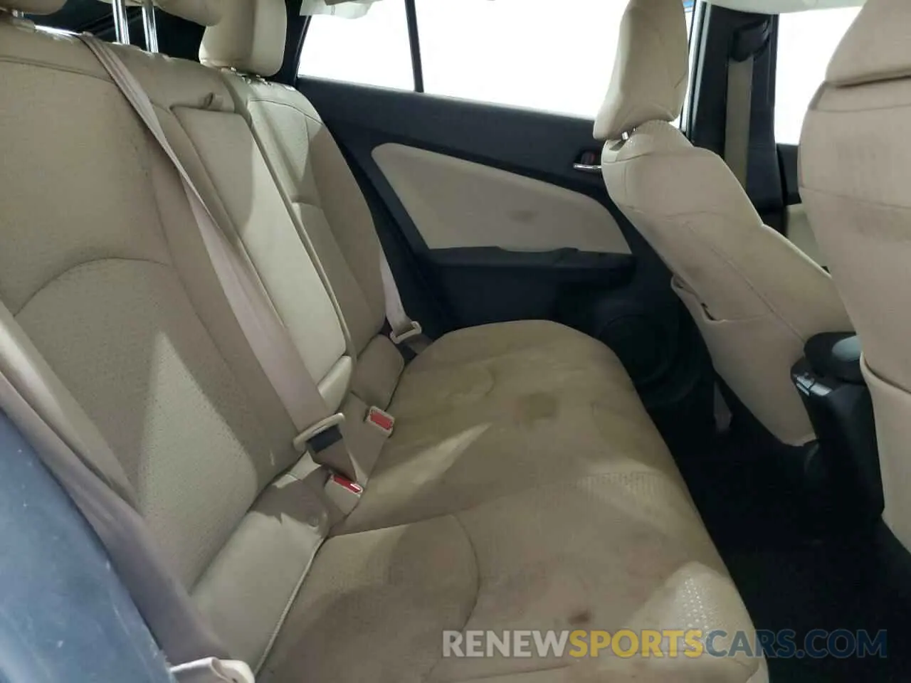 10 fotografías del automóvil dañado JTDKARFU1K3072198 TOYOTA PRIUS 2019