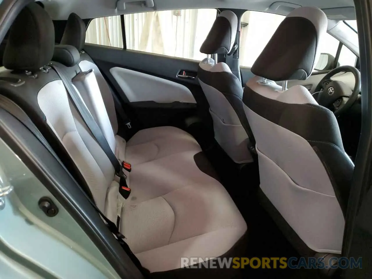 11 fotografías del automóvil dañado JTDKARFU1K3073528 TOYOTA PRIUS 2019