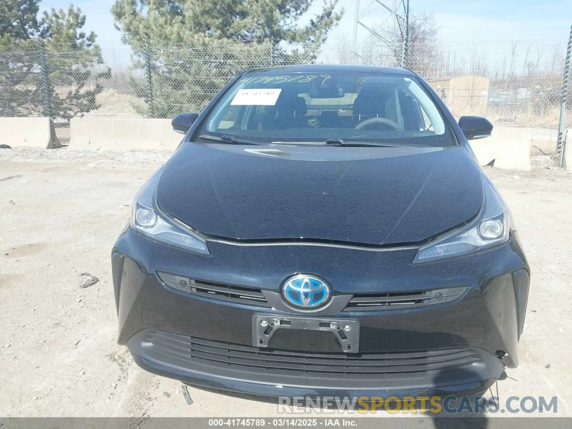 12 fotografías del automóvil dañado JTDKARFU1K3092063 TOYOTA PRIUS 2019