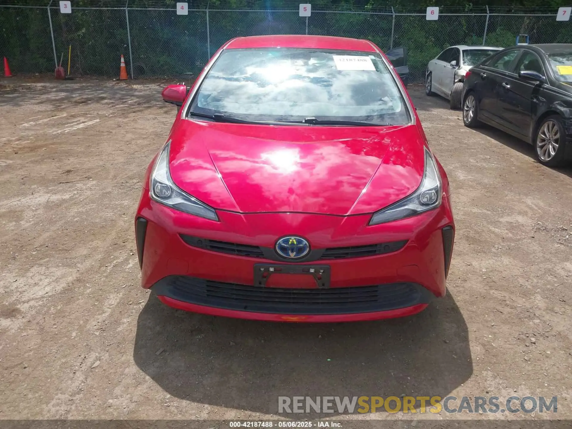 12 fotografías del automóvil dañado JTDKARFU1K3101487 TOYOTA PRIUS 2019